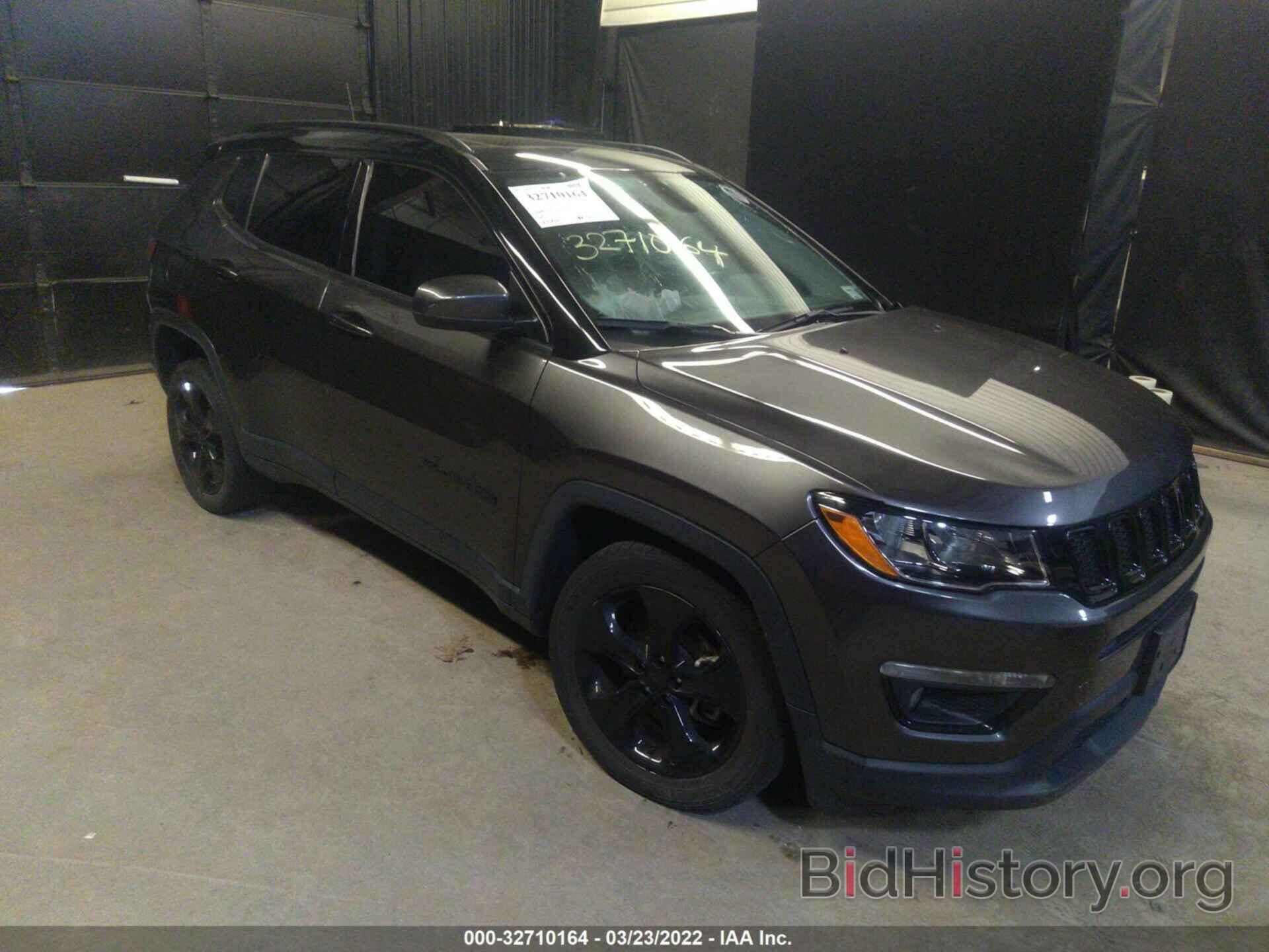 Photo 3C4NJDBB9JT400278 - JEEP COMPASS 2018