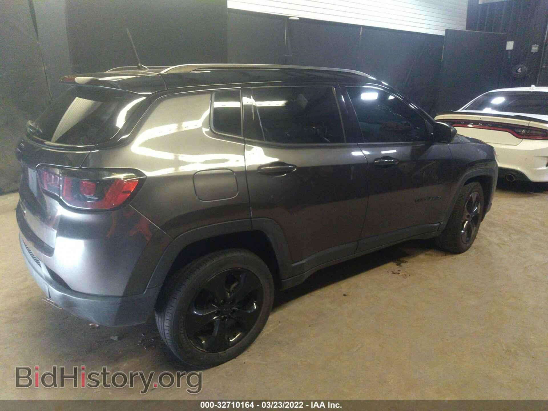 2018 JEEP COMPASS - VIN: 3C4NJDBB9JT400278 - Фото 4