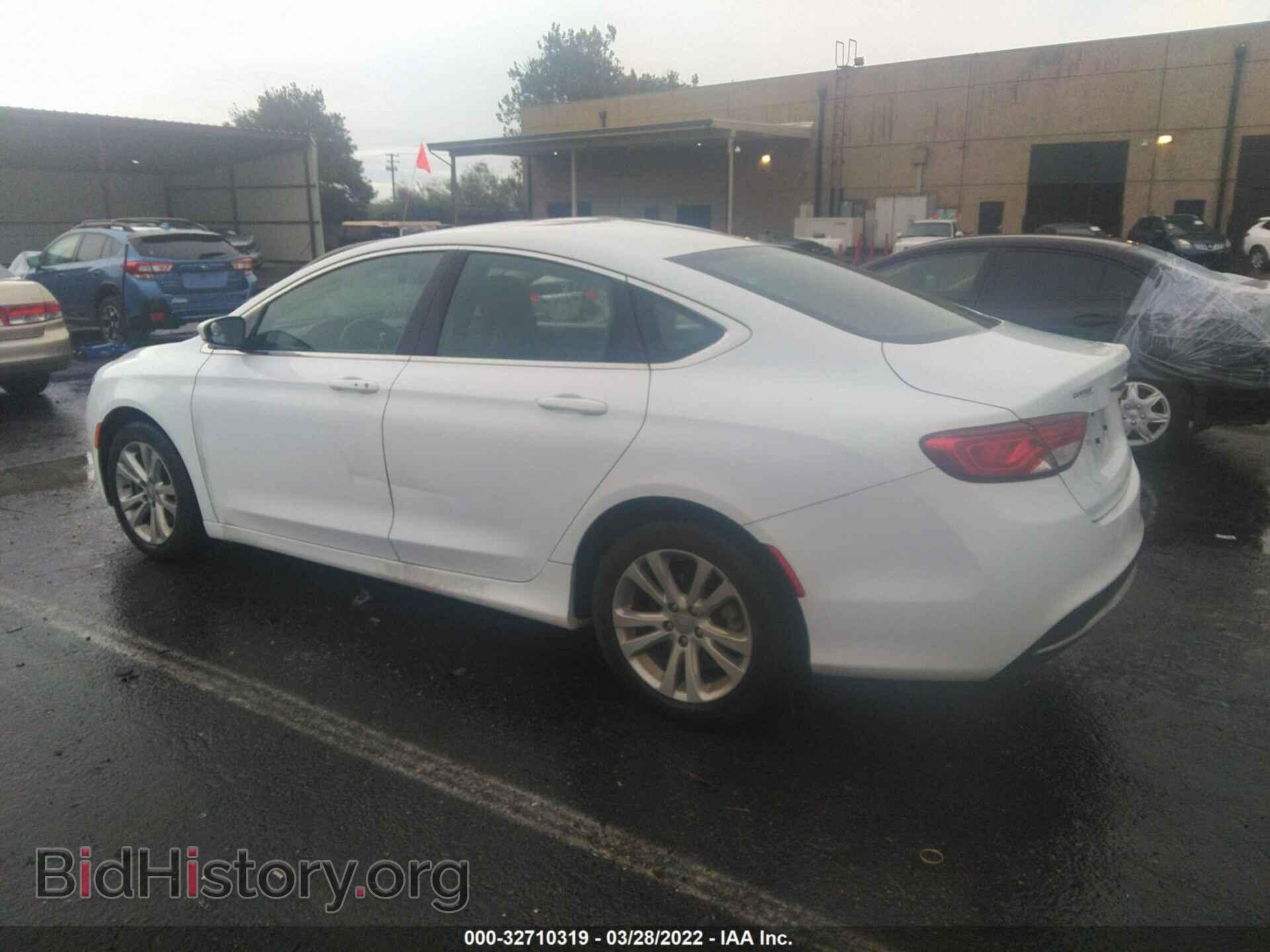 2015 CHRYSLER 200 - VIN: 1C3CCCAB7FN637165 - Фото 3