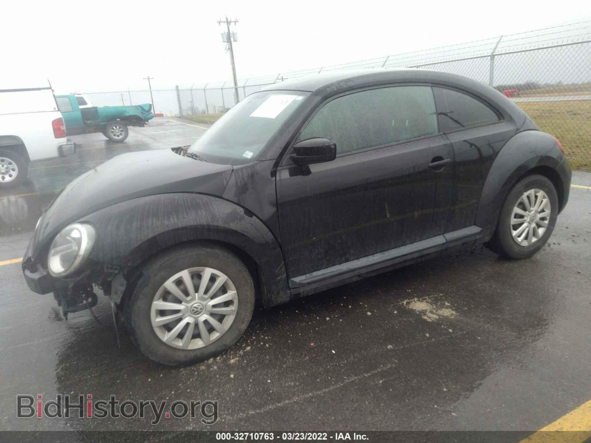 2012 VOLKSWAGEN BEETLE - VIN: 3VWFP7AT4CM624695 - Фото 2