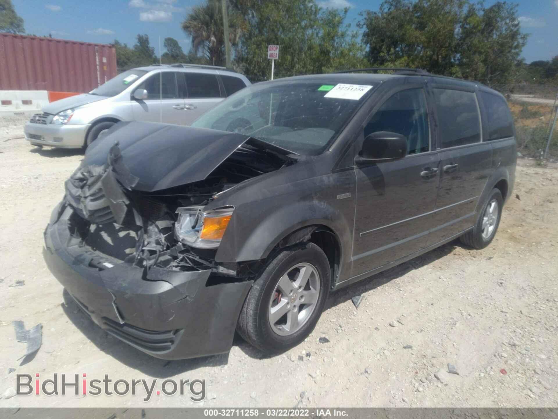 2010 DODGE GRAND CARAVAN - VIN: 2D4RN3D16AR389802 - Фото 2