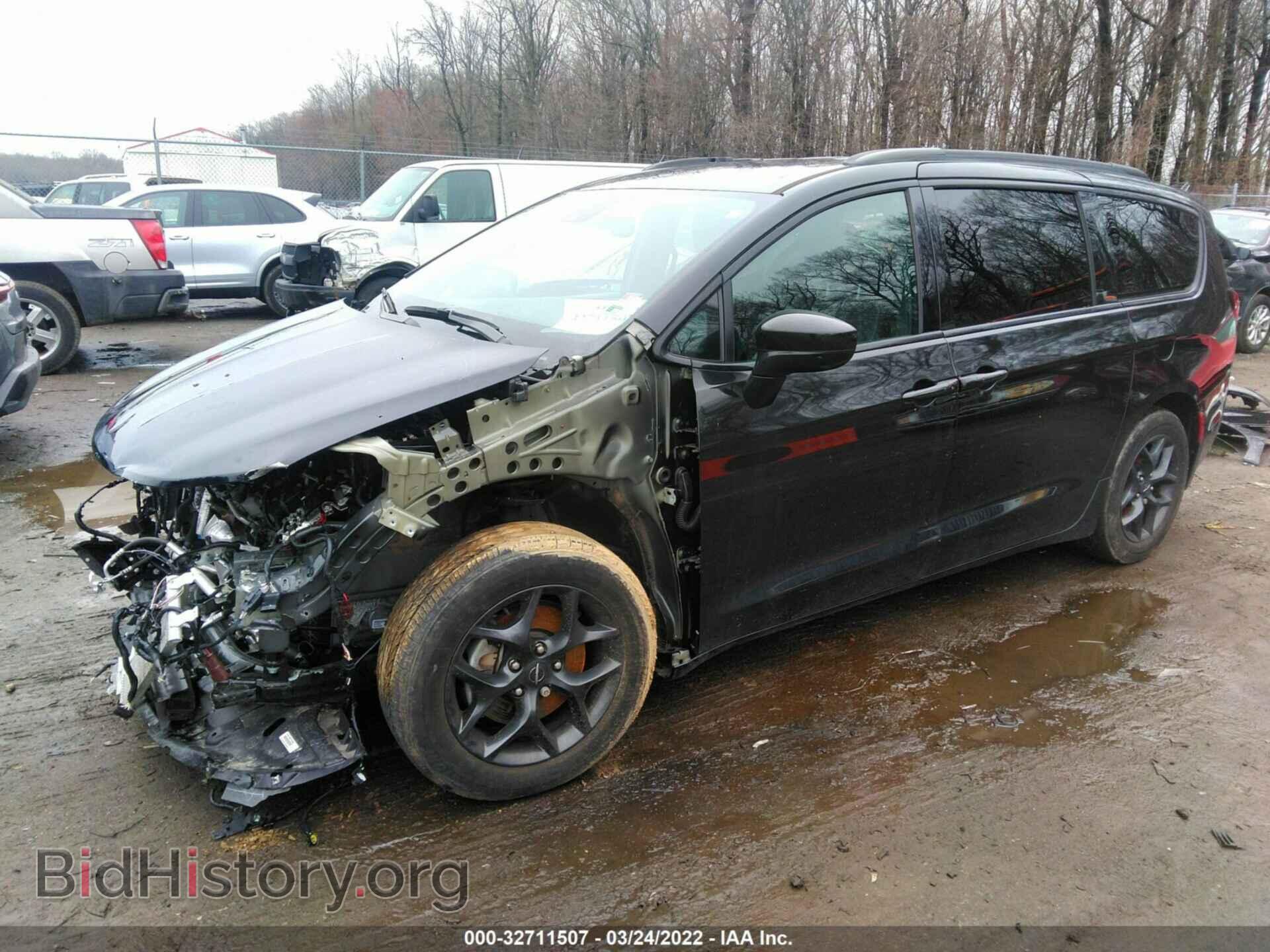 2019 CHRYSLER PACIFICA - VIN: 2C4RC1BG7KR738322 - Фото 2