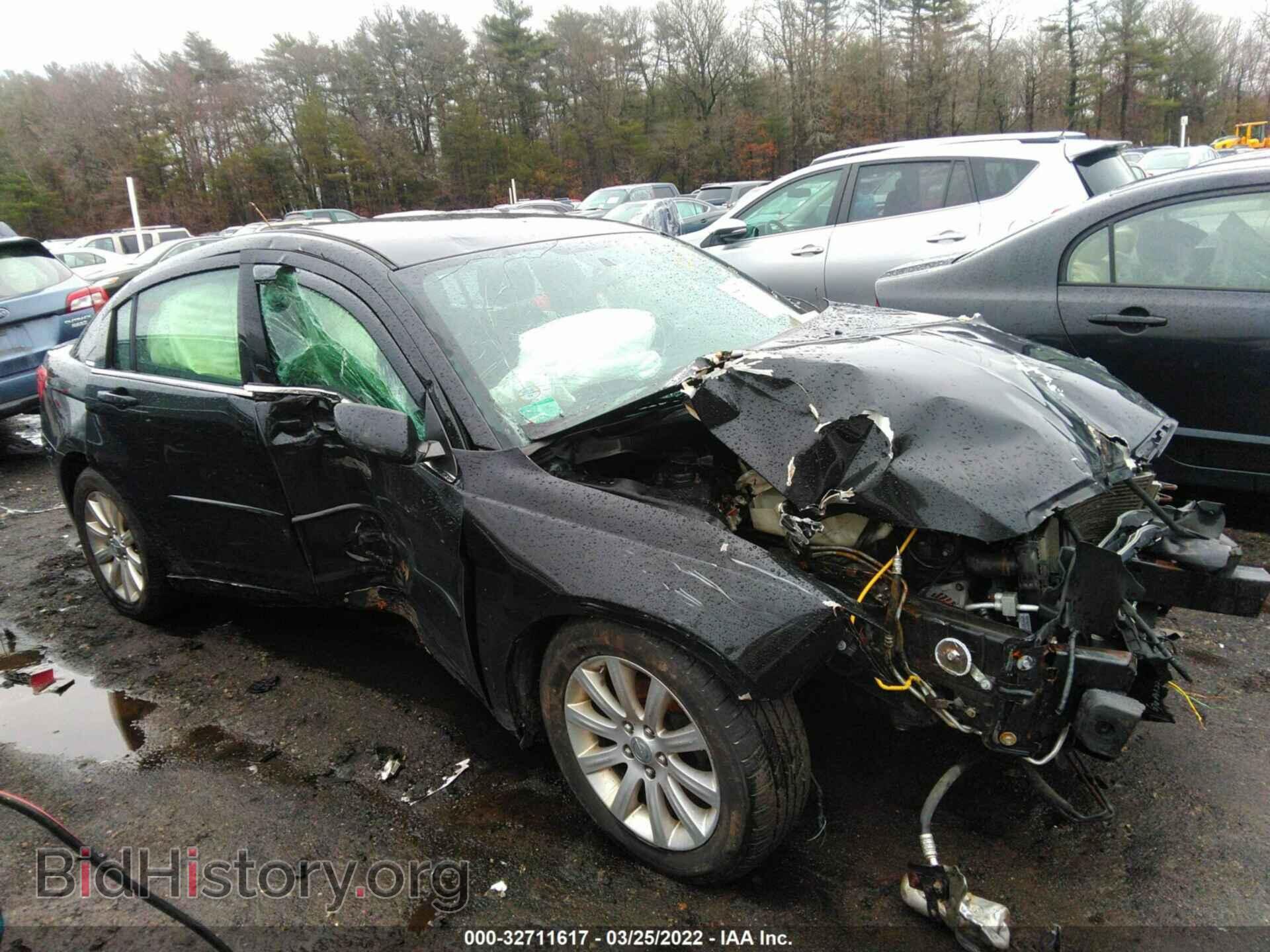 Photo 1C3CCBBB3DN732702 - CHRYSLER 200 2013