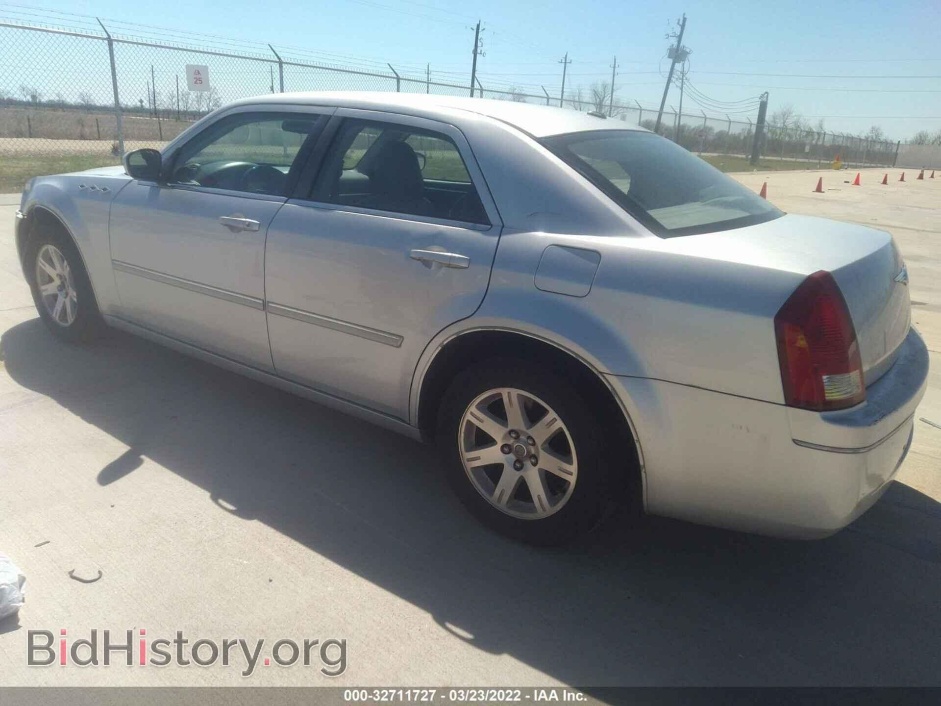2007 CHRYSLER 300 - VIN: 2C3KA53G87H728073 - Фото 3