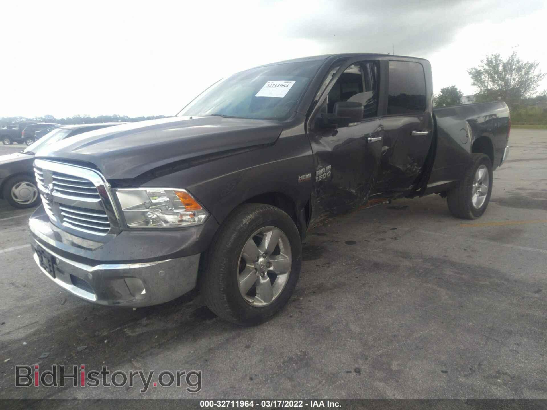 2018 RAM 1500 - VIN: 1C6RR7GT3JS281973 - Фото 2