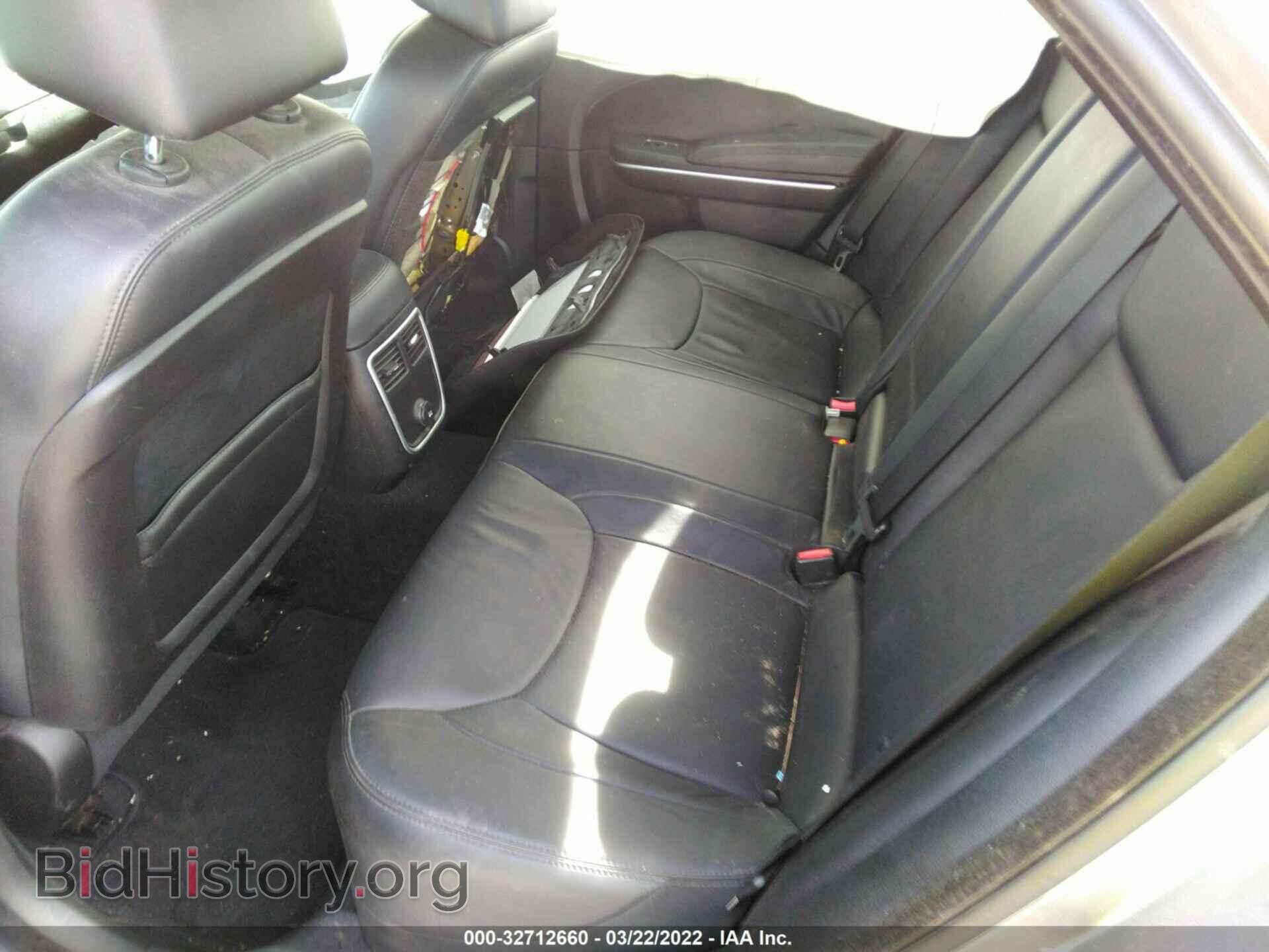 2014 CHRYSLER 300 - VIN: 2C3CCAAG2EH190123 - Фото 8