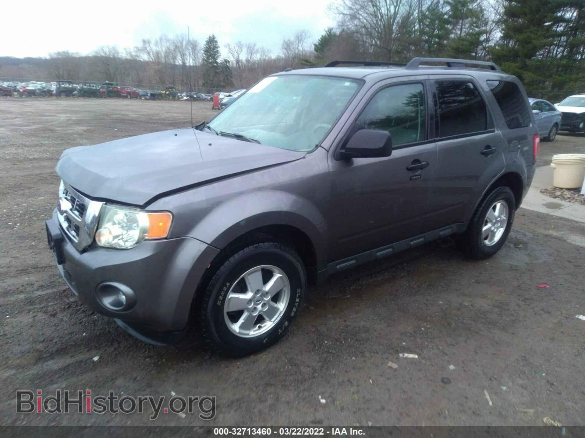 2011 FORD ESCAPE - VIN: 1FMCU9DGXBKA18568 - Фото 2