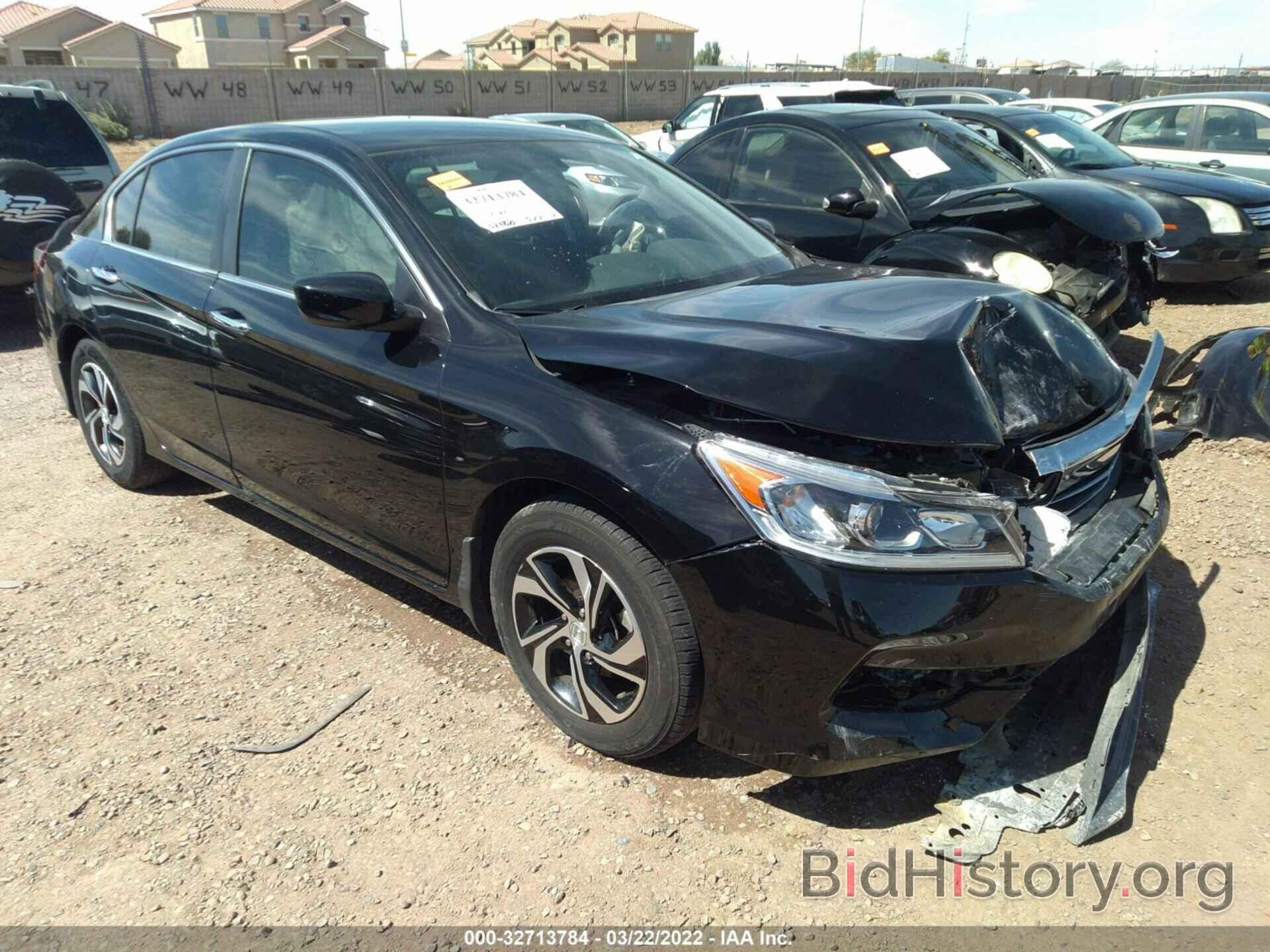 Photo 1HGCR2F39HA275230 - HONDA ACCORD SEDAN 2017