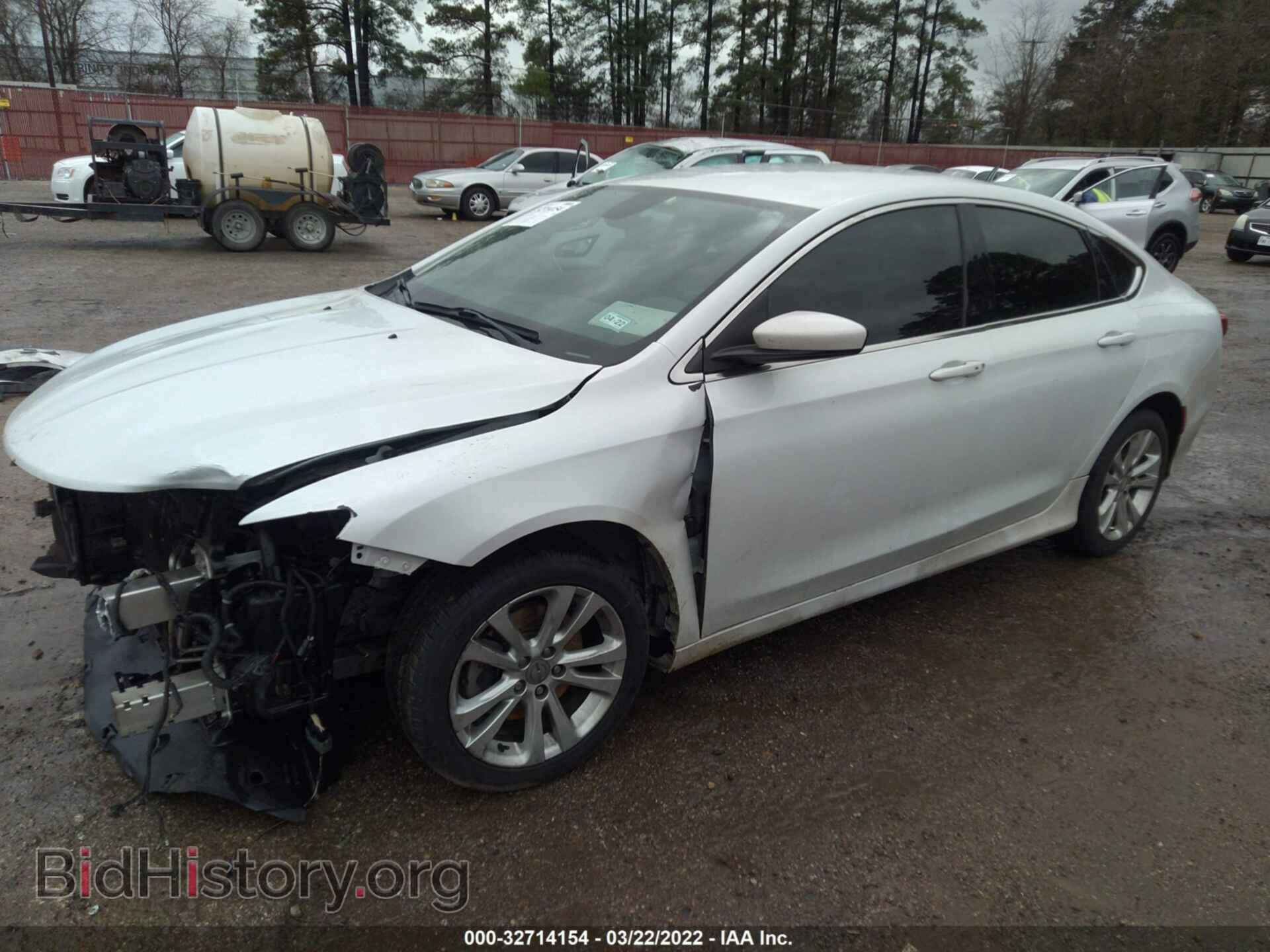2015 CHRYSLER 200 - VIN: 1C3CCCAB4FN636085 - Фото 2