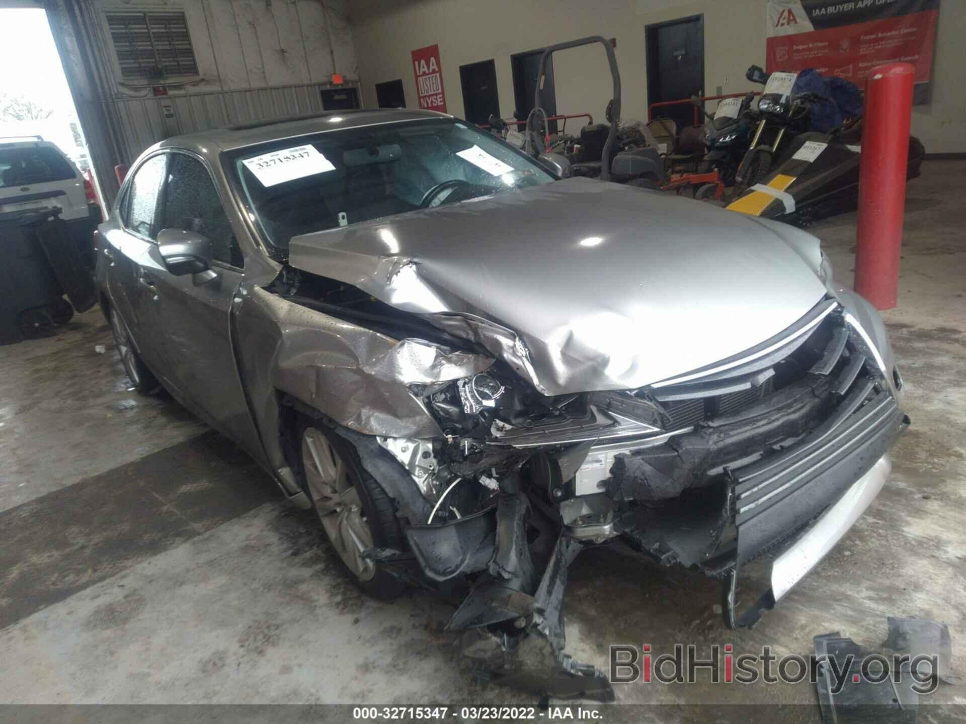 Photo JTHCM1D26G5006870 - LEXUS IS 300 2016