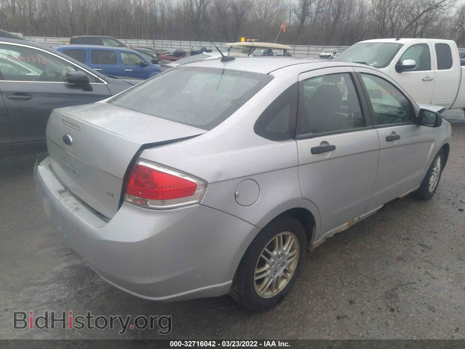 2011 FORD FOCUS - VIN: 1FAHP3FN9BW201890 - Фото 4