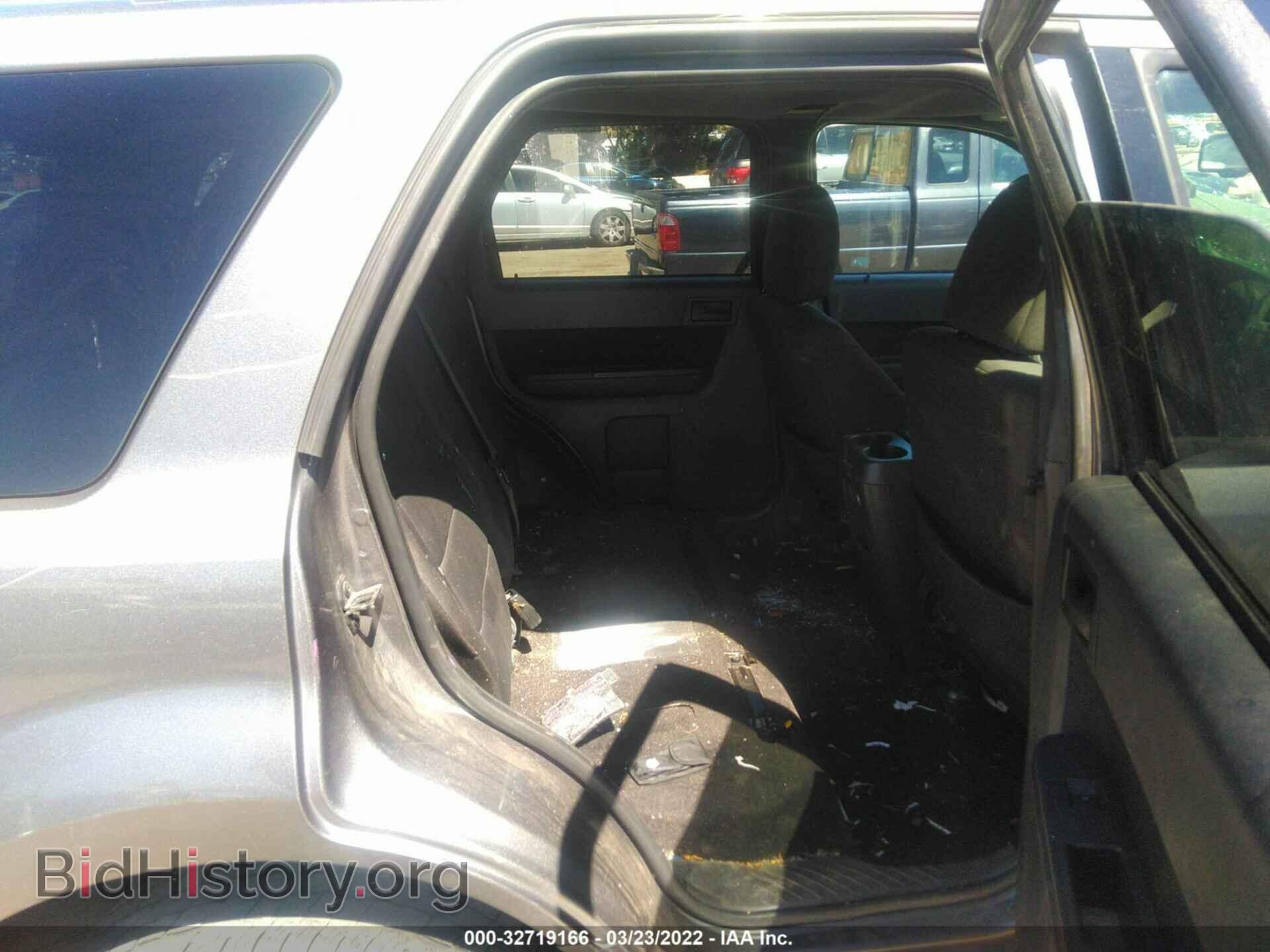 2010 FORD ESCAPE - VIN: 1FMCU0D78AKB51775 - Фото 8