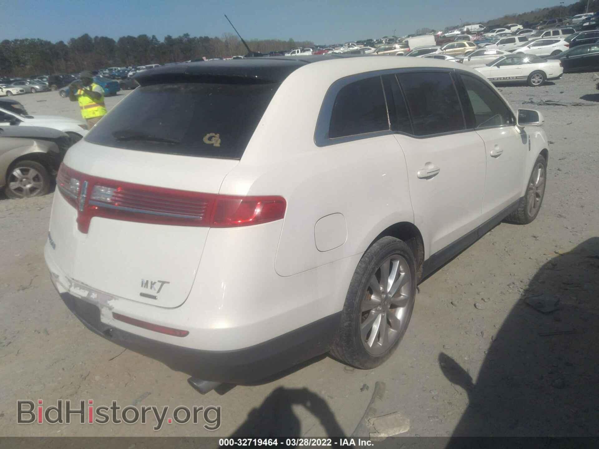 2012 LINCOLN MKT - VIN: 2LMHJ5AT2CBL53431 - Фото 4