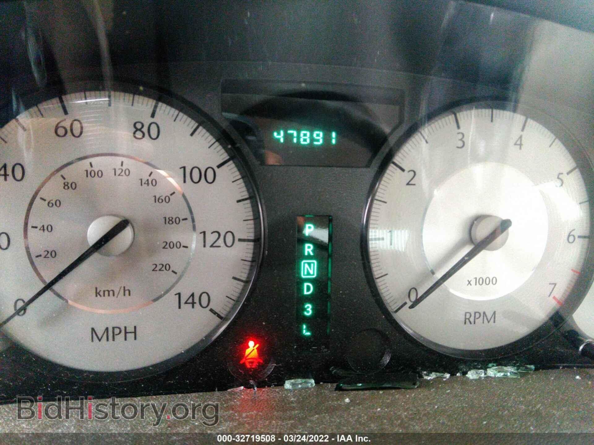 2010 CHRYSLER 300 - VIN: 2C3CA5CV3AH125803 - Фото 7