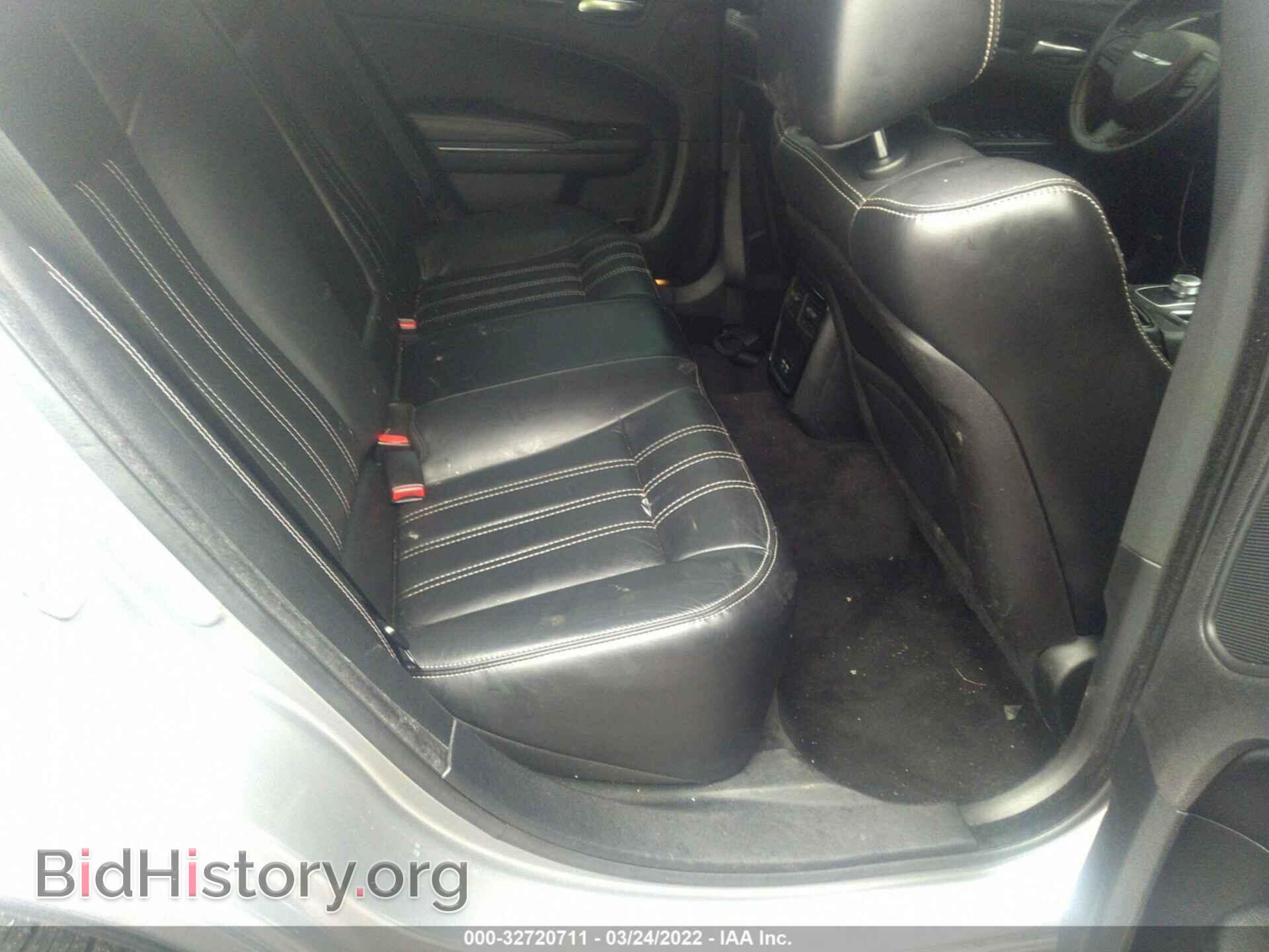 2015 CHRYSLER 300 - VIN: 2C3CCAGGXFH808846 - Фото 8