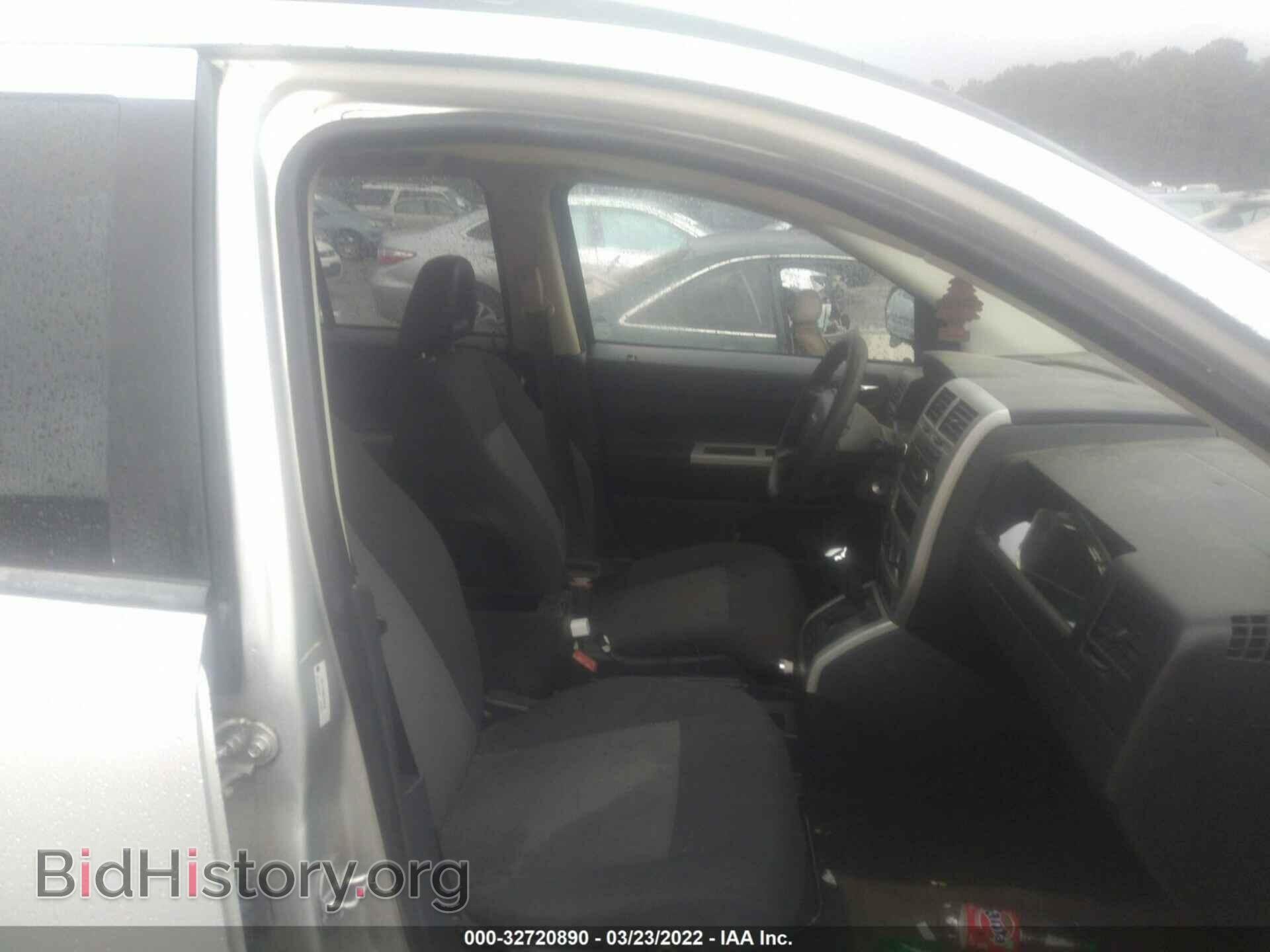2008 JEEP COMPASS - VIN: 1J8FT47W98D669786 - Фото 5