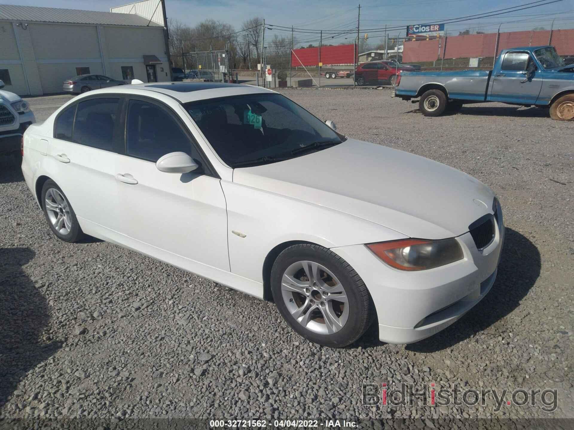 Photo WBAVA33568KX87139 - BMW 3 SERIES 2008