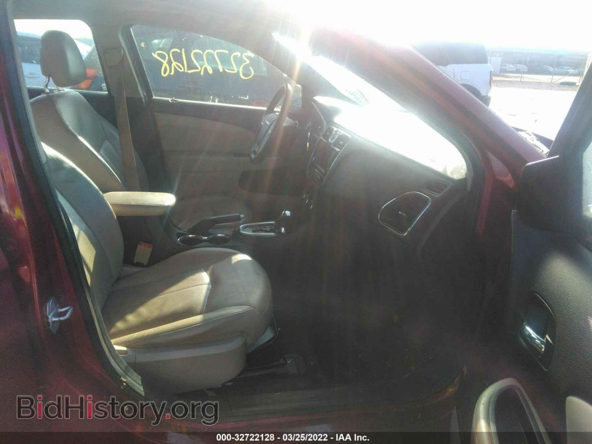 2012 CHRYSLER 200 - VIN: 1C3CCBCB5CN140652 - Photo 5