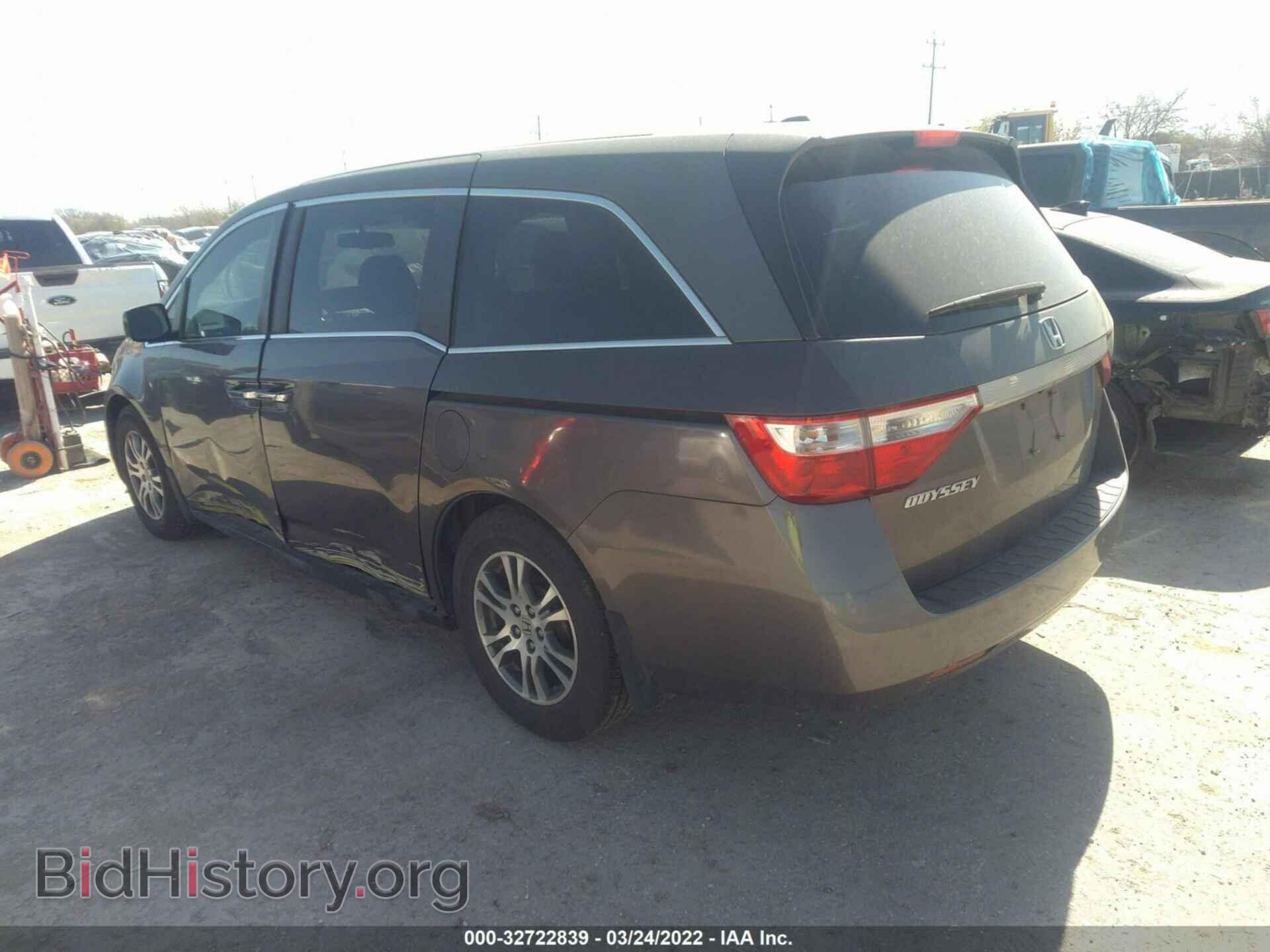 2011 HONDA ODYSSEY - VIN: 5FNRL5H68BB072010 - Фото 3