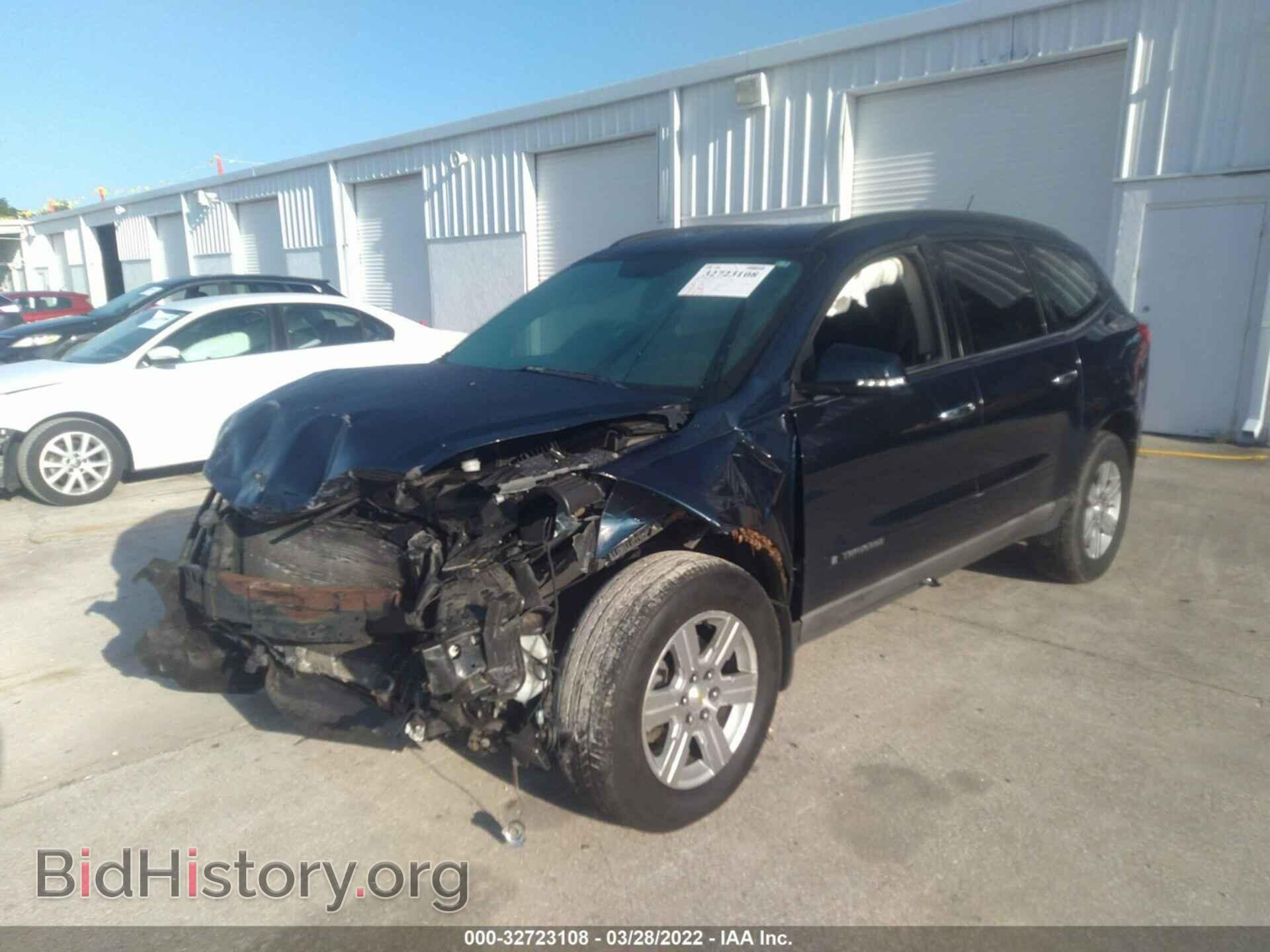 2009 CHEVROLET TRAVERSE - VIN: 1GNER23D39S166639 - Фото 2