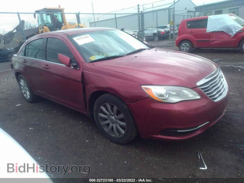 2013 Chrysler 200 Touring (VIN 1C3CCBBB0DN652872) — фото 1 из 11, IAAI, повреждение: передняя и задняя часть