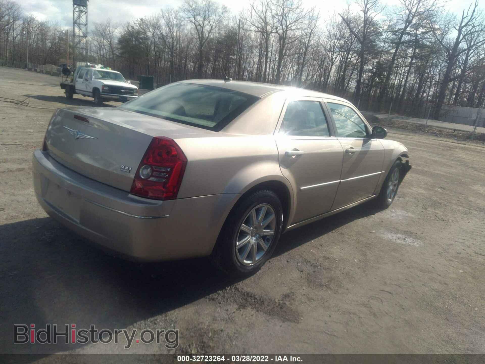 2008 CHRYSLER 300 - VIN: 2C3LA53G78H223132 - Фото 4