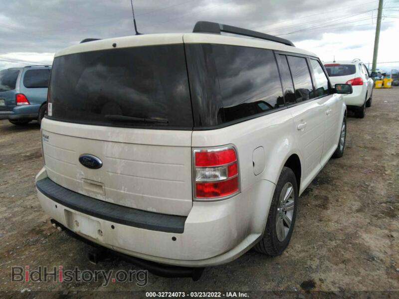 2011 Ford FLEX (VIN 2FMGK5BC9BBD34649) — photo 4 of 11