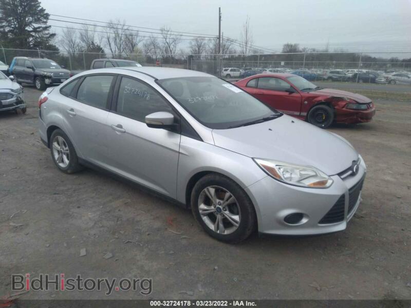 2014 Ford FOCUS SE (VIN 1FADP3F29EL256141) — фото 1 из 11, IAAI, повреждение: левая задняя часть