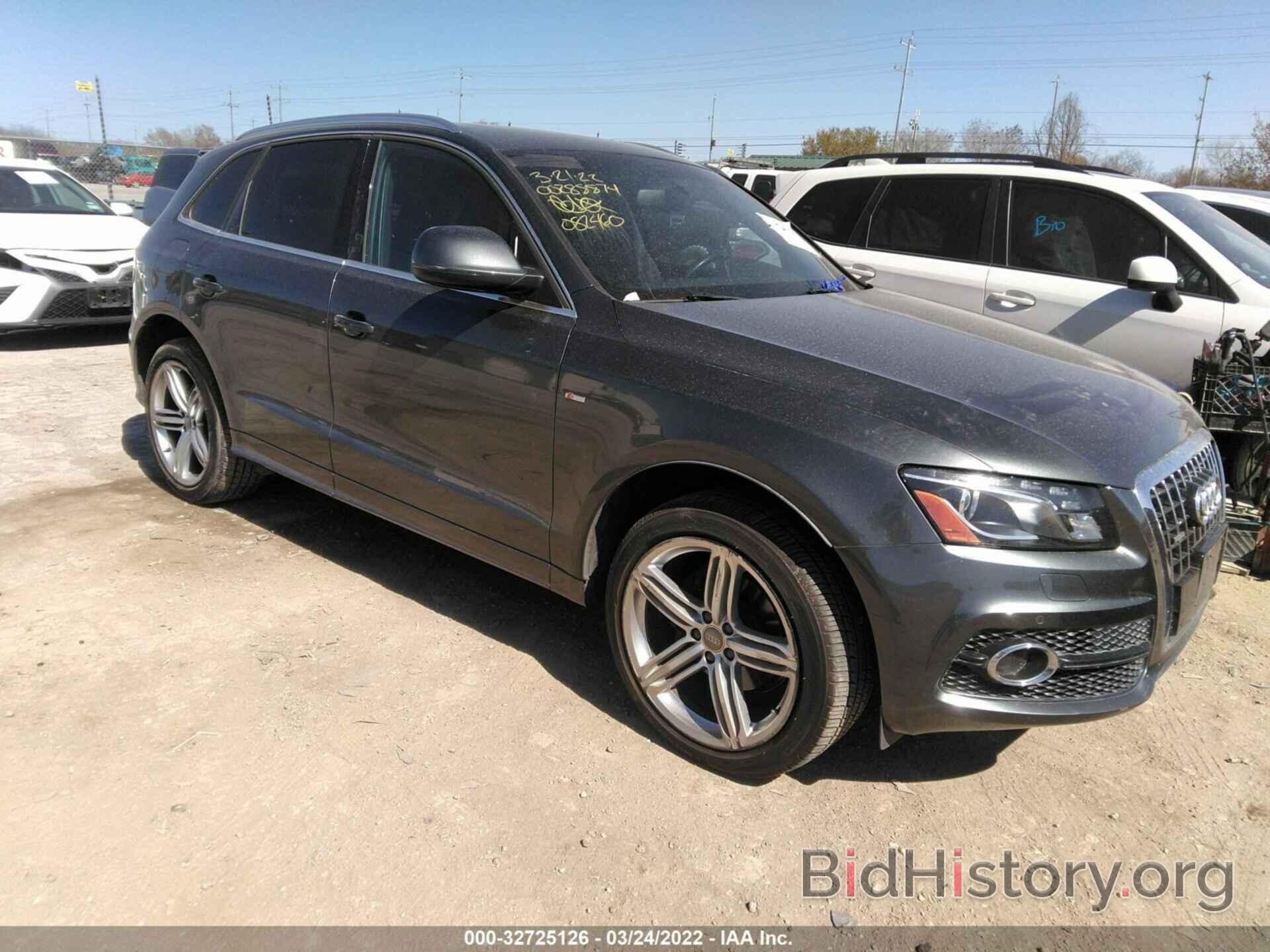 Photo WA1DKAFP4CA082460 - AUDI Q5 2012