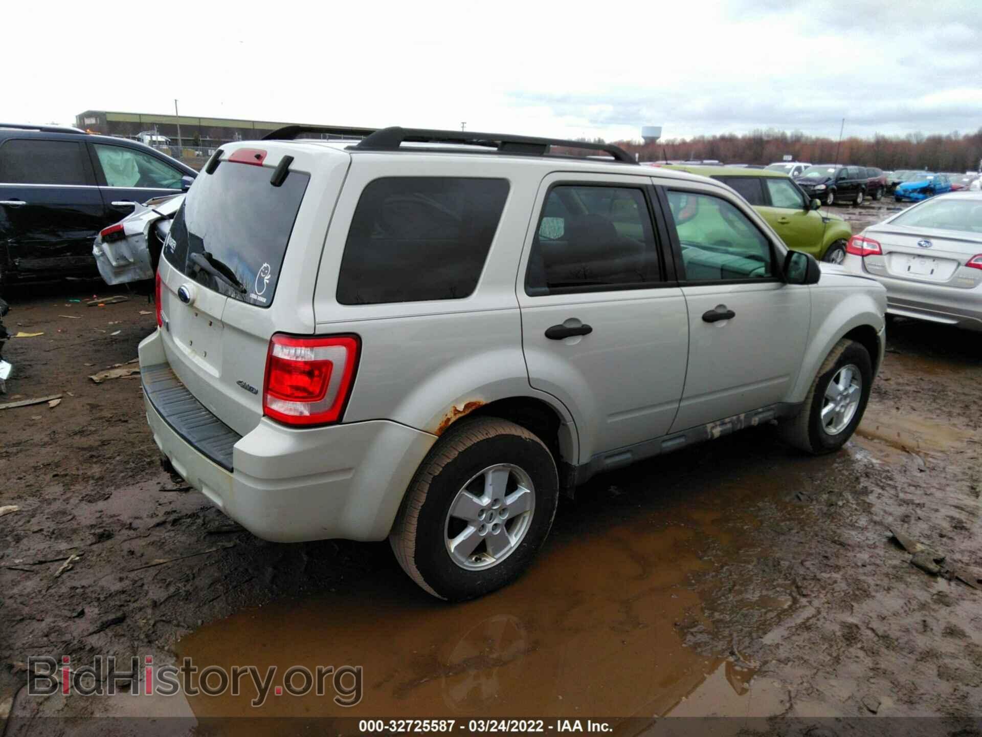2009 FORD ESCAPE - VIN: 1FMCU93G79KB64213 - Фото 4