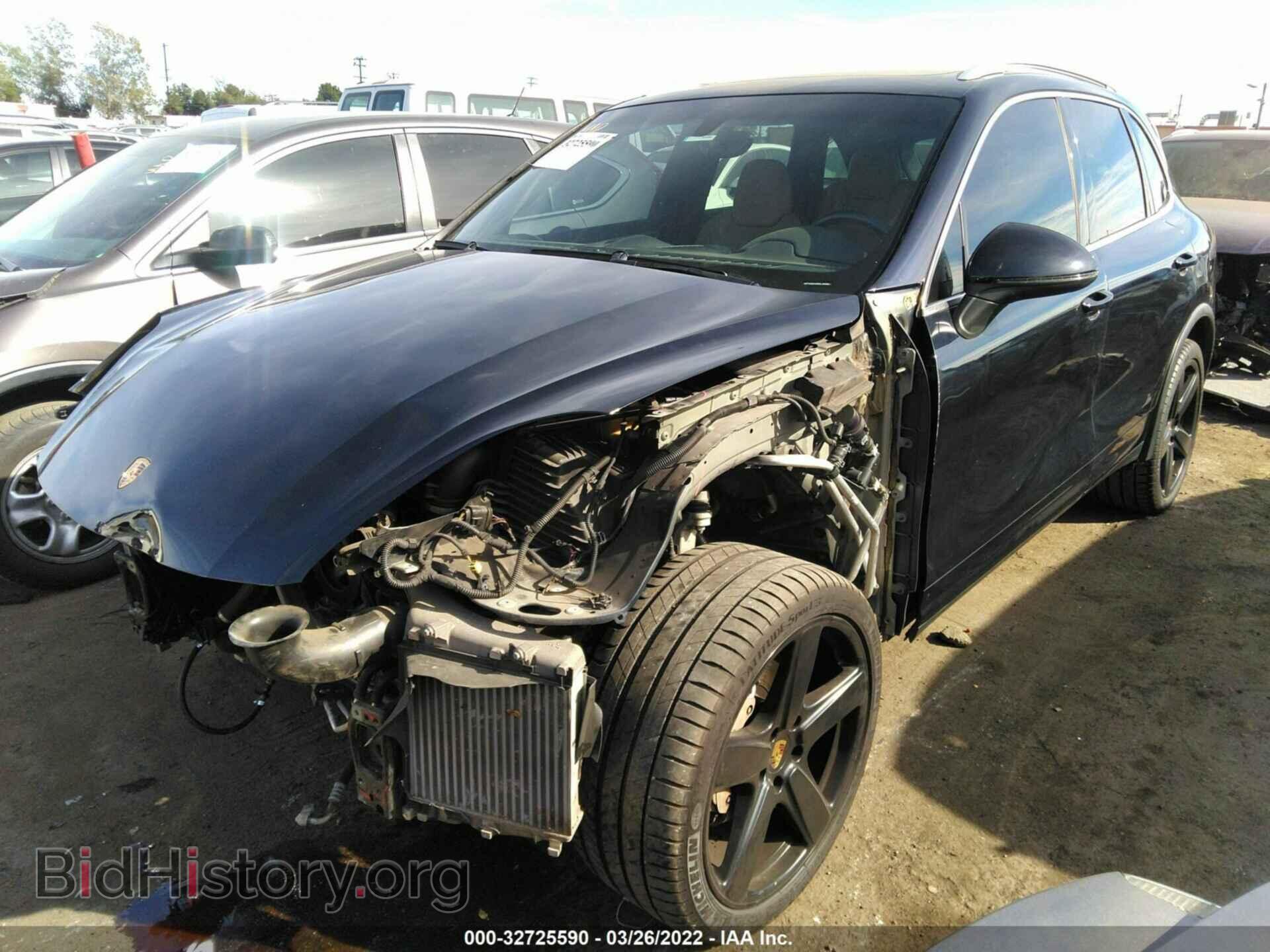 2016 PORSCHE CAYENNE - VIN: WP1AB2A29GLA93893 - Фото 2