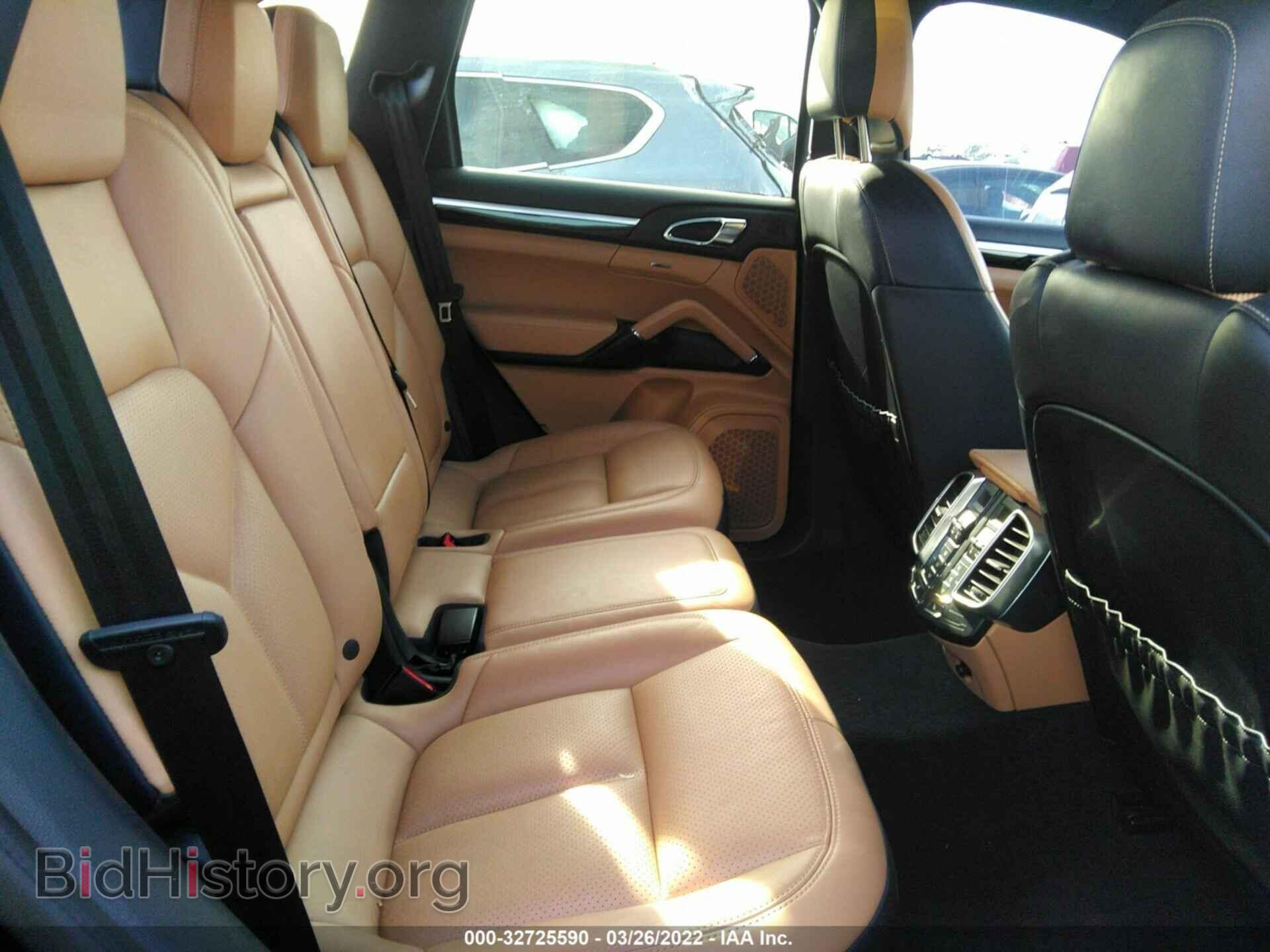 2016 PORSCHE CAYENNE - VIN: WP1AB2A29GLA93893 - Фото 8