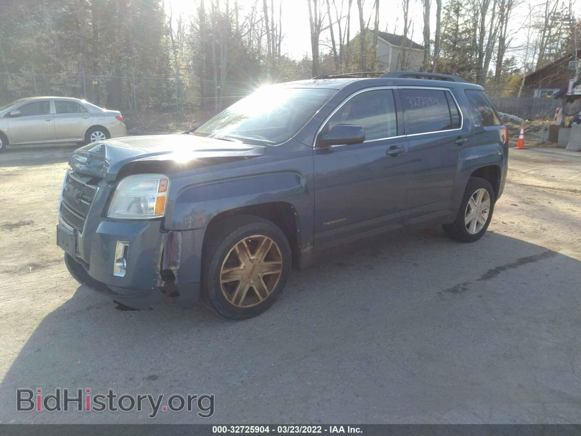 2011 GMC TERRAIN - VIN: 2CTFLTE58B6303467 - Photo 2