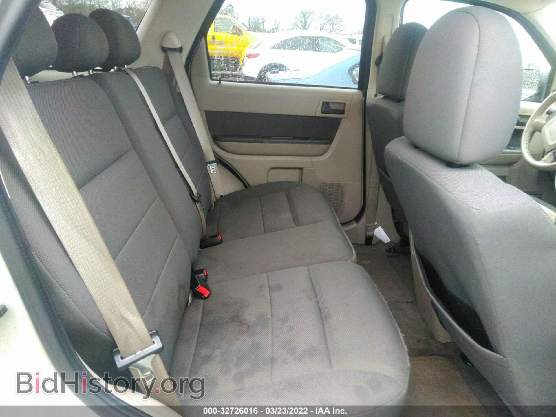 2009 FORD ESCAPE - VIN: 1FMCU03749KB02117 - Фото 8