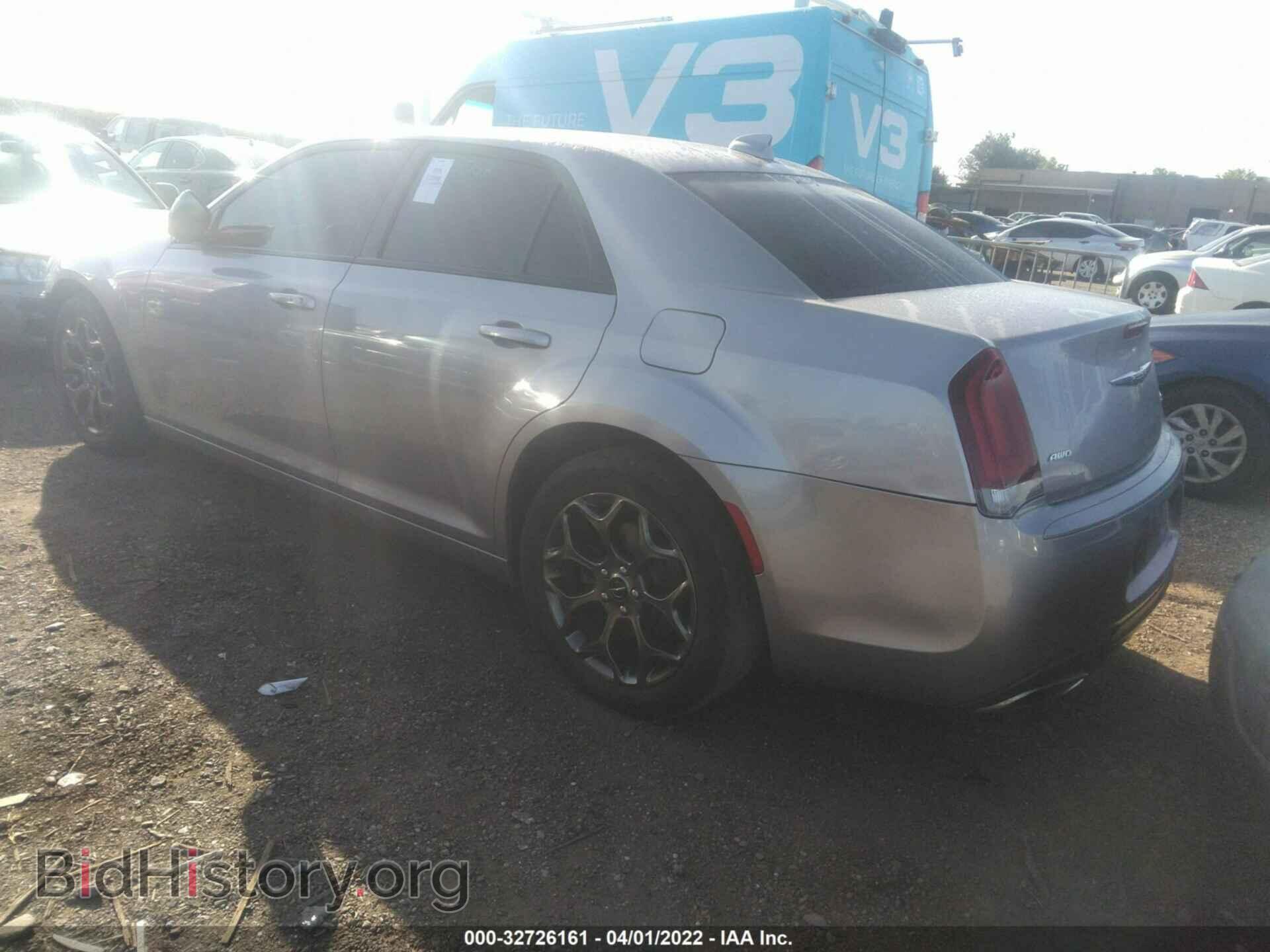 2018 CHRYSLER 300 - VIN: 2C3CCAGG3JH267342 - Фото 3