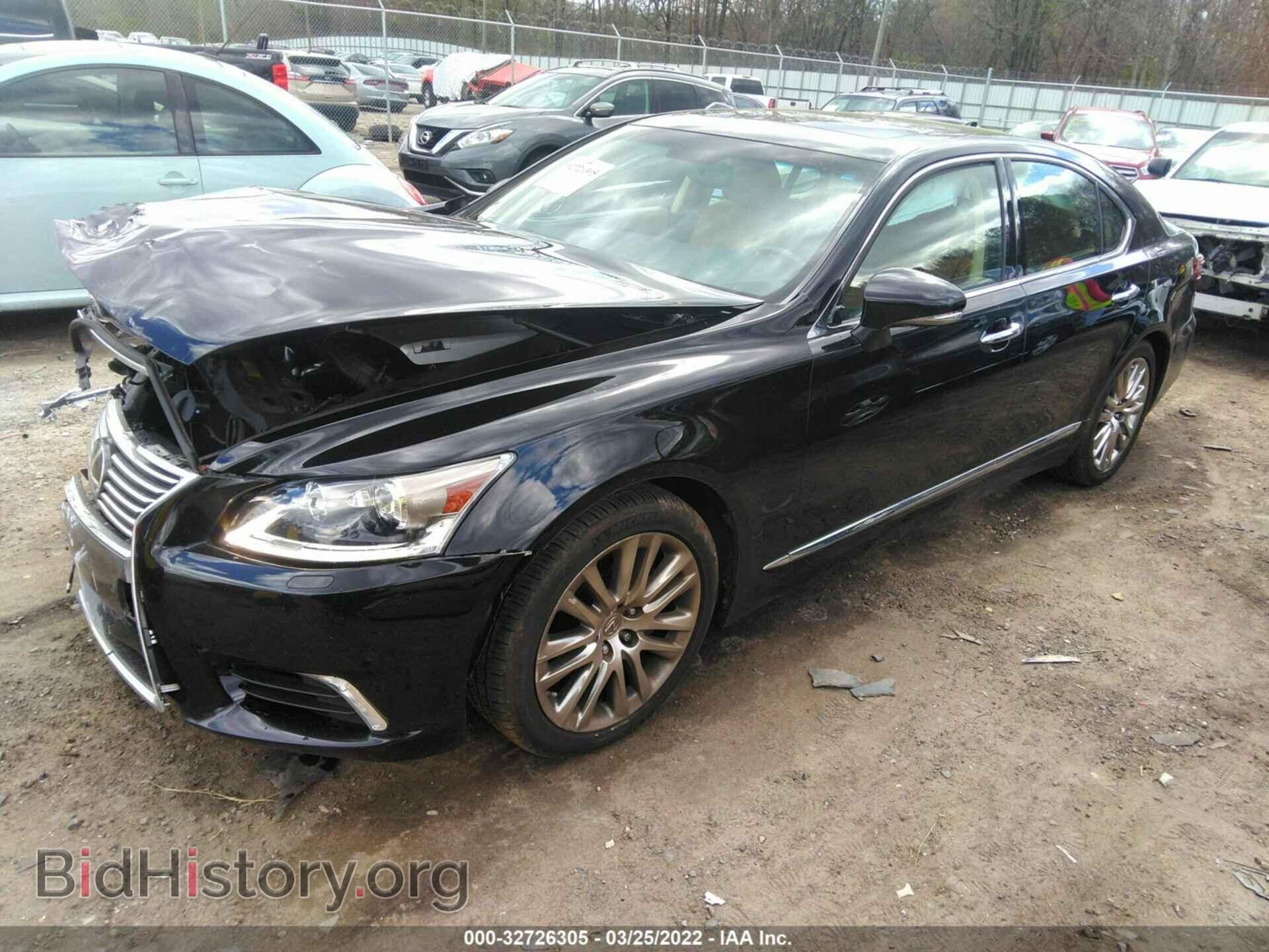 2016 LEXUS LS 460 - VIN: JTHBL5EF7G5140732 - Photo 2