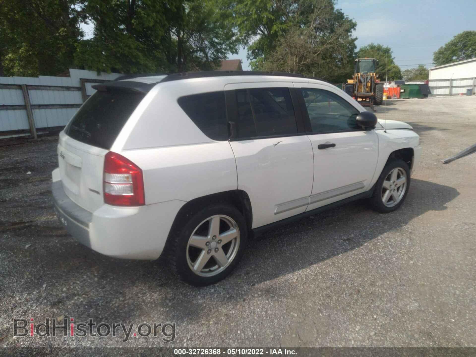 2007 JEEP COMPASS - VIN: 1J8FT57W07D222817 - Фото 4