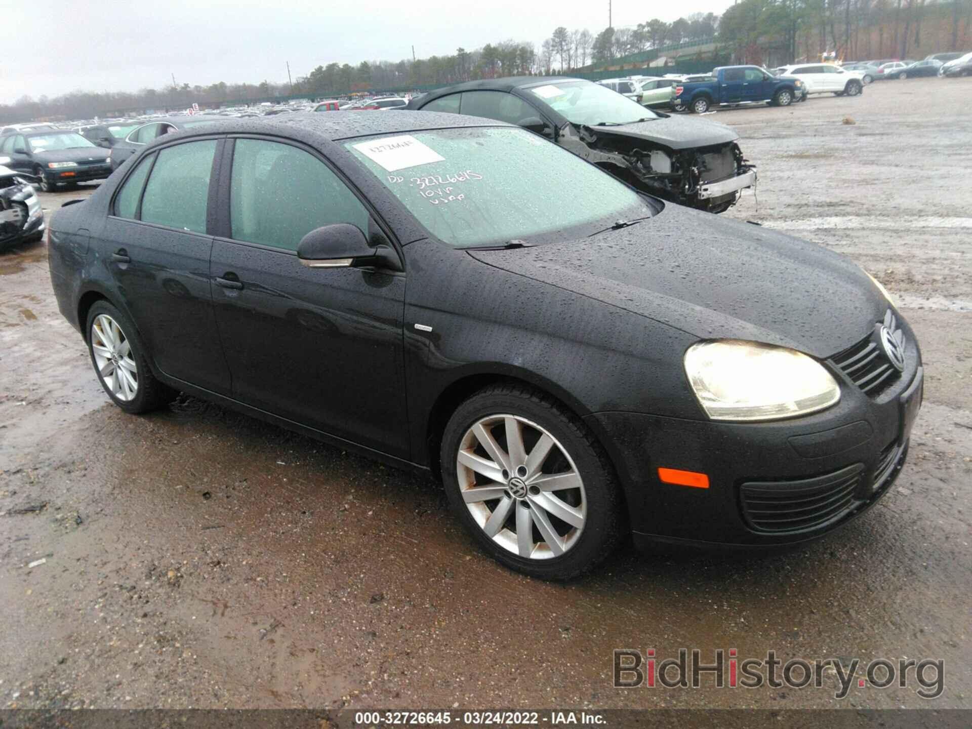 Фотография 3VWRJ7AJ6AM037750 - VOLKSWAGEN JETTA SEDAN 2010