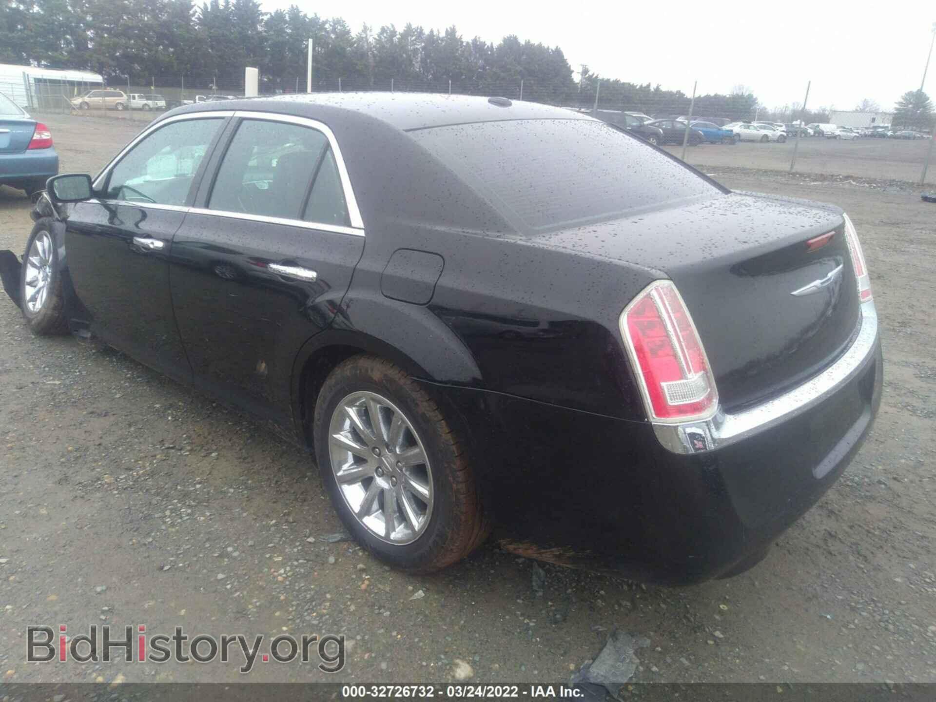 2013 CHRYSLER 300 - VIN: 2C3CCAETXDH673896 - Фото 3