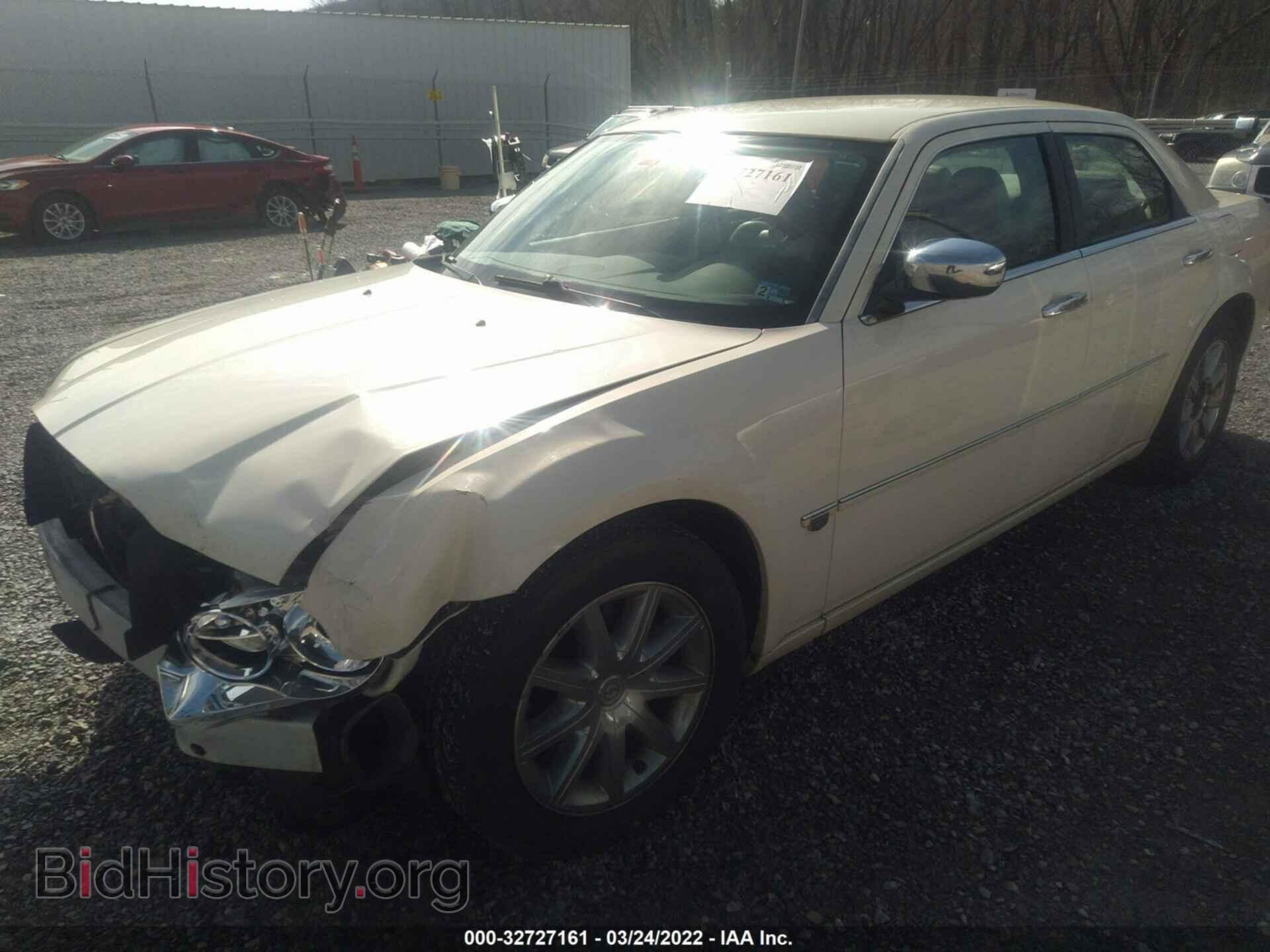 2007 CHRYSLER 300 - VIN: 2C3KA63H57H743354 - Фото 2