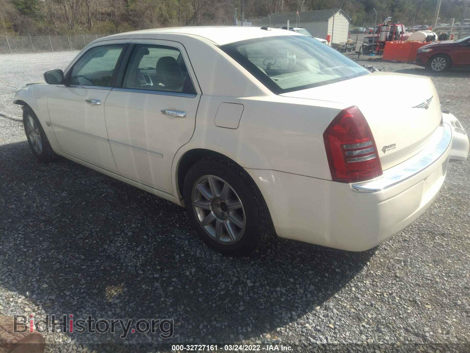 2007 CHRYSLER 300 - VIN: 2C3KA63H57H743354 - Фото 3
