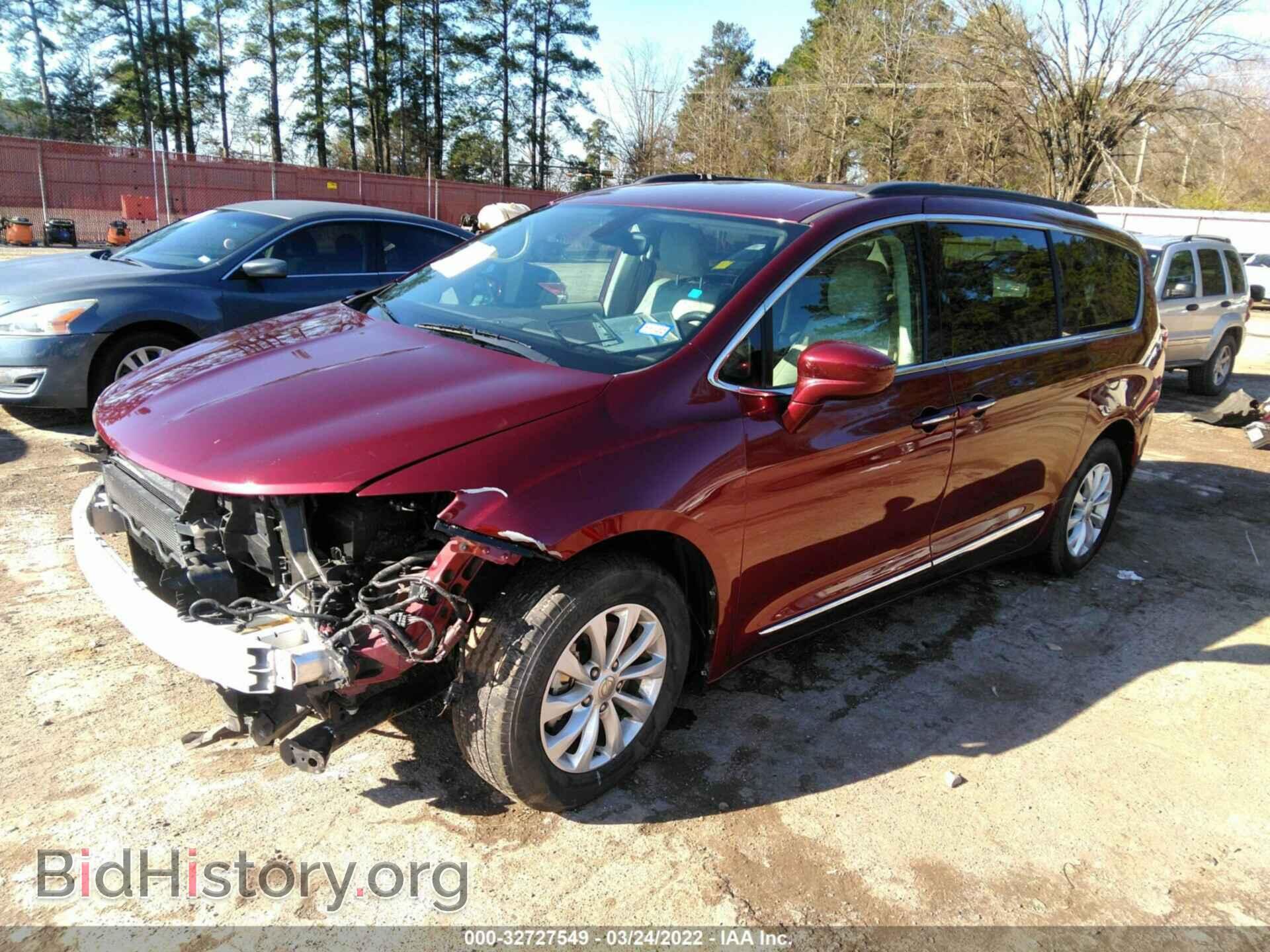 2017 CHRYSLER PACIFICA - VIN: 2C4RC1BG7HR688305 - Photo 2