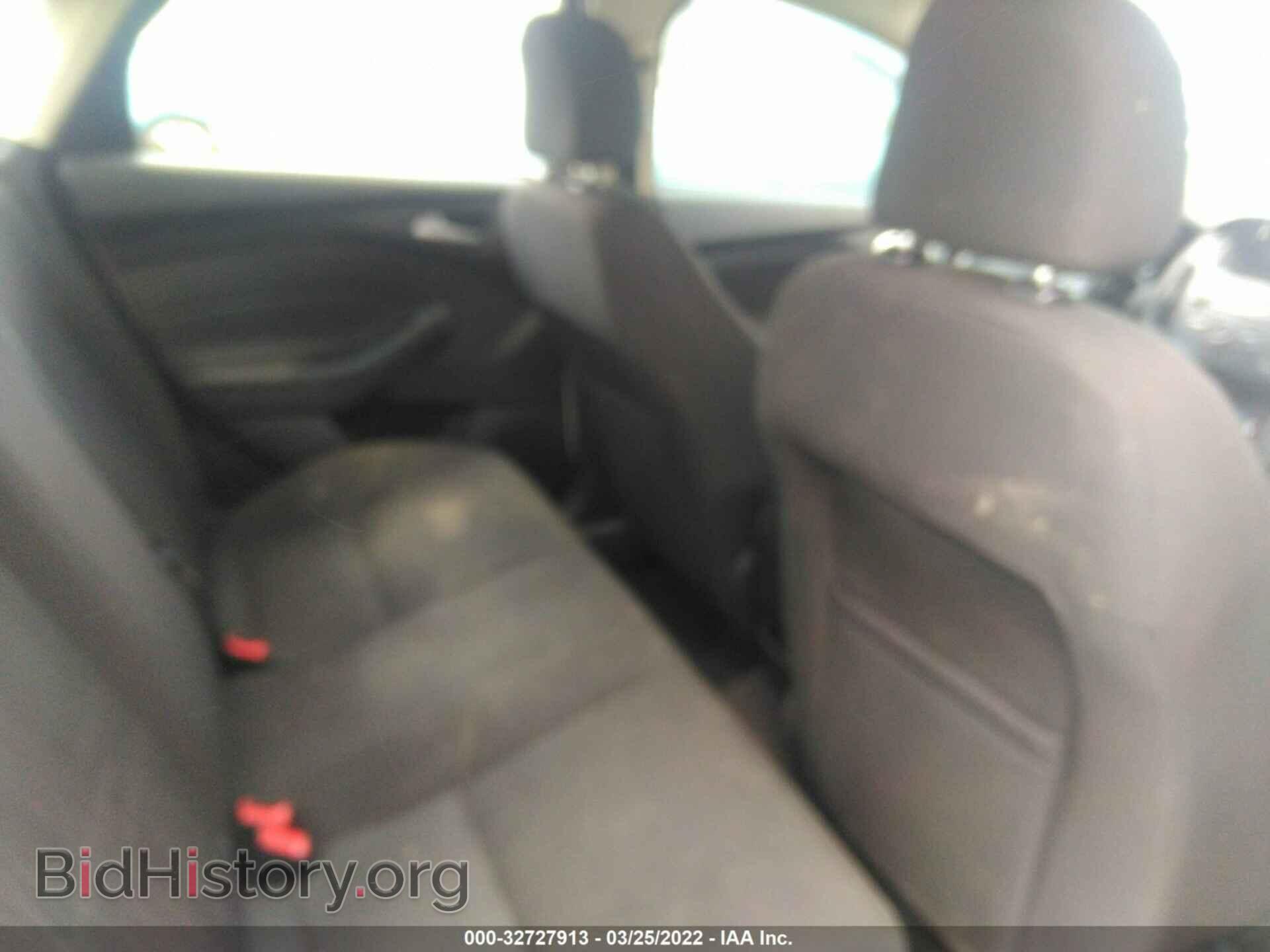 2016 FORD FOCUS - VIN: 1FADP3F24GL277501 - Фото 8