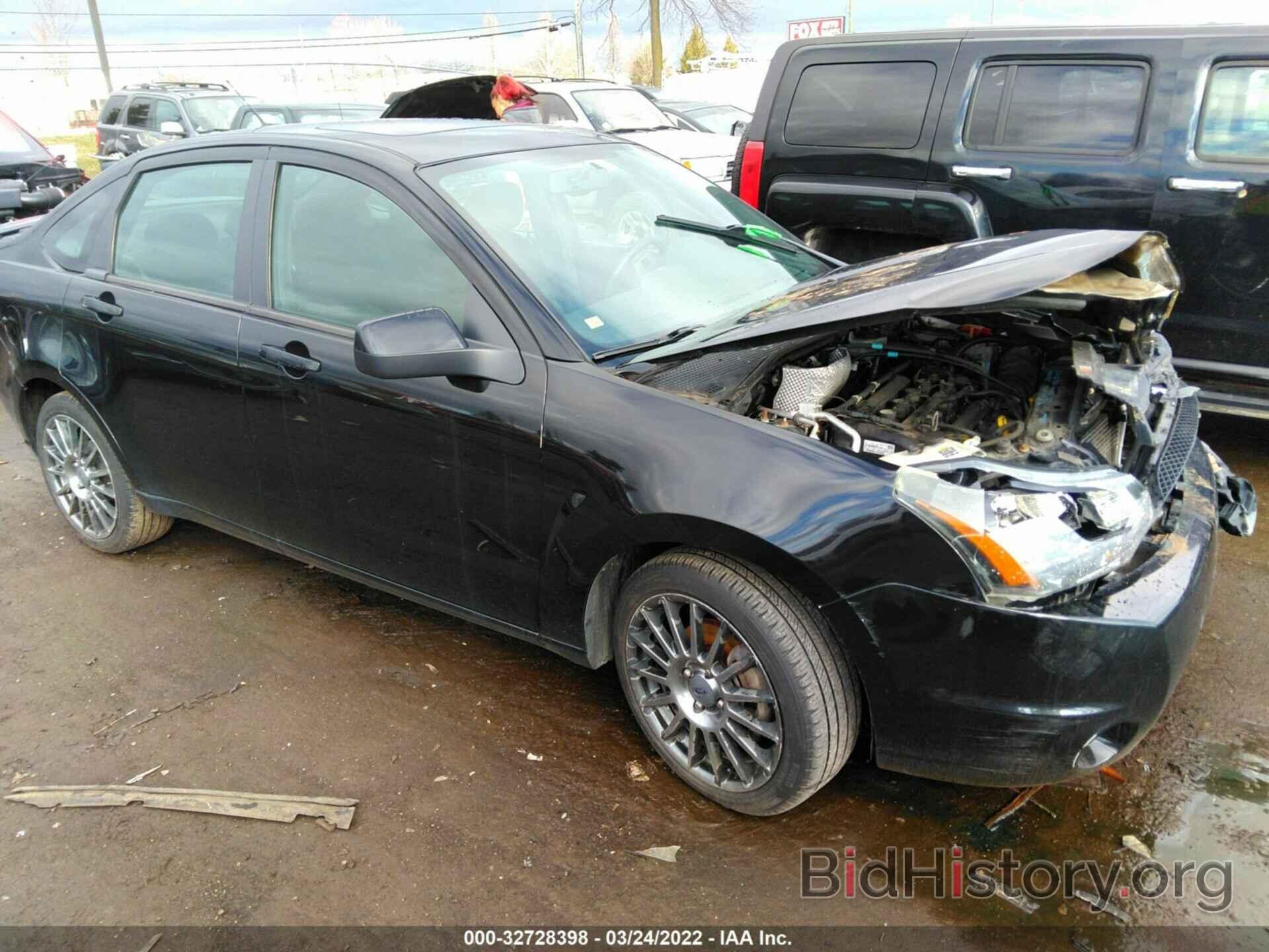 Photo 1FAHP3GN7BW125942 - FORD FOCUS 2011