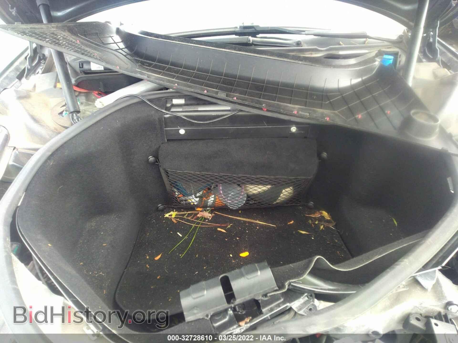 2014 TESLA MODEL S - VIN: 5YJSA1H17EFP56510 - Фото 10