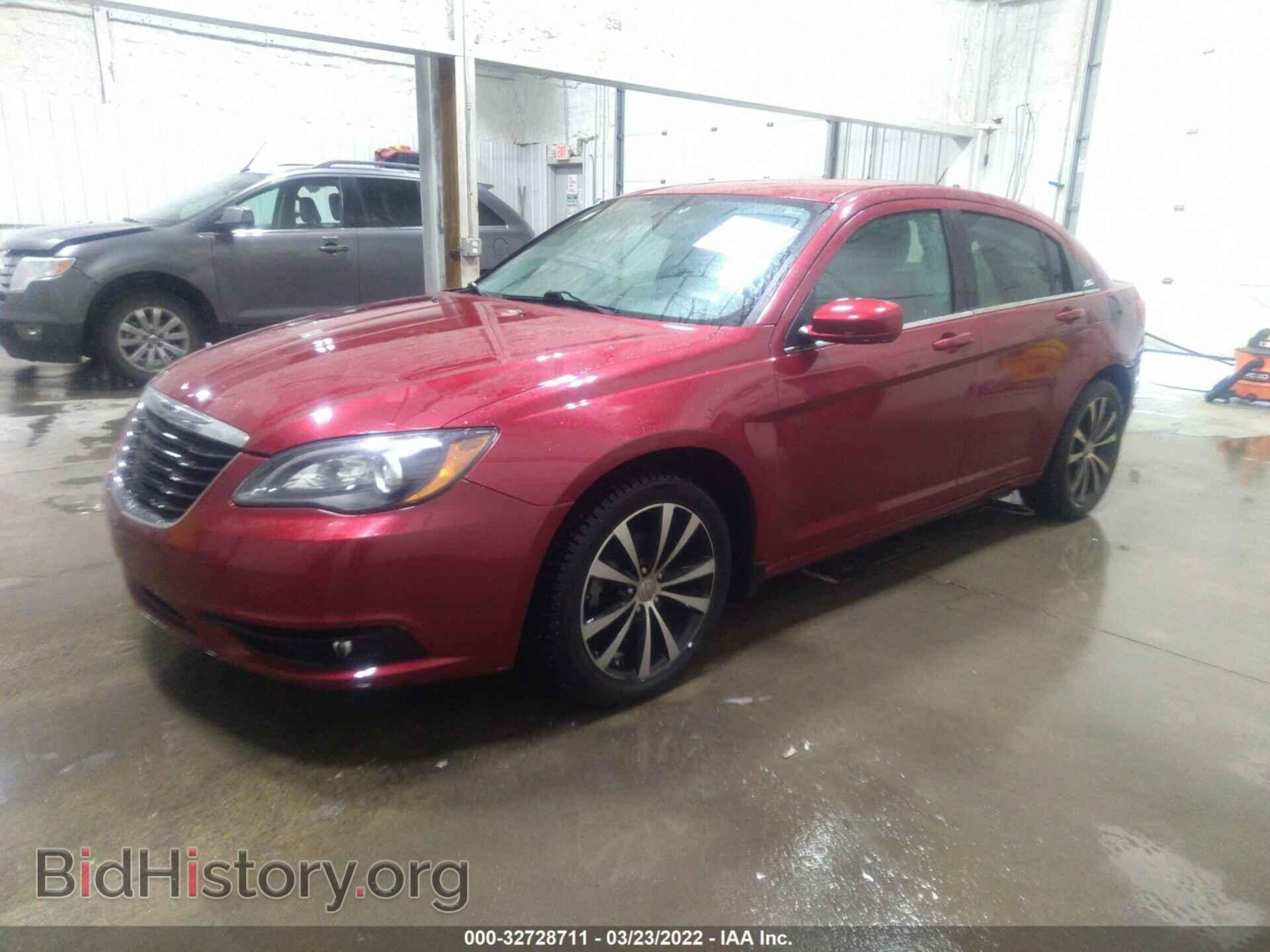 2013 CHRYSLER 200 - VIN: 1C3CCBBB4DN602587 - Photo 2