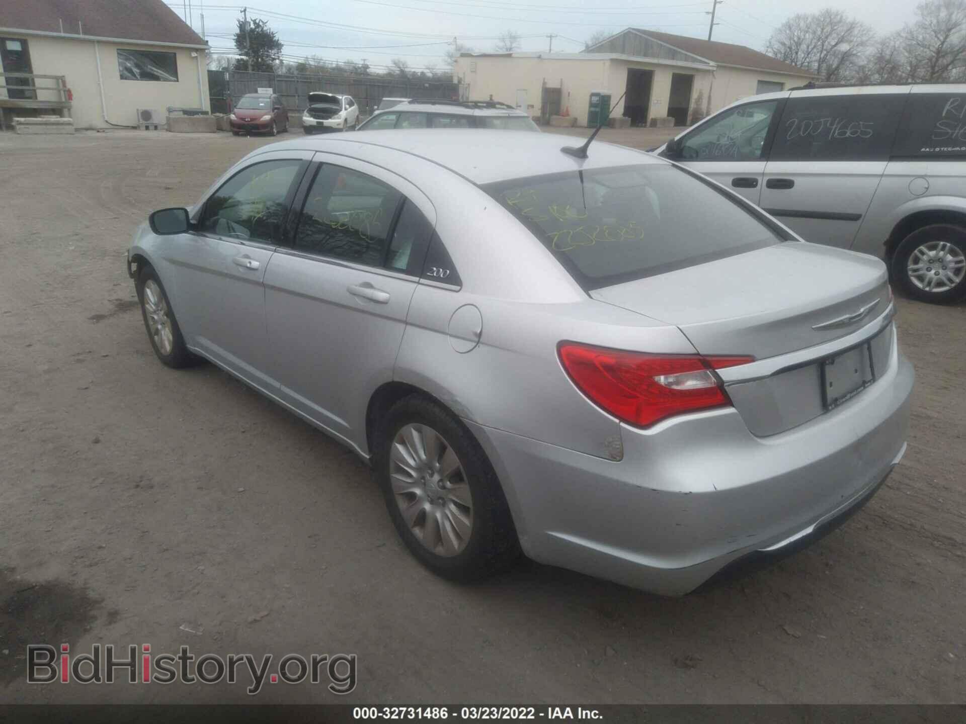 2011 CHRYSLER 200 - VIN: 1C3BC4FB0BN535498 - Фото 3