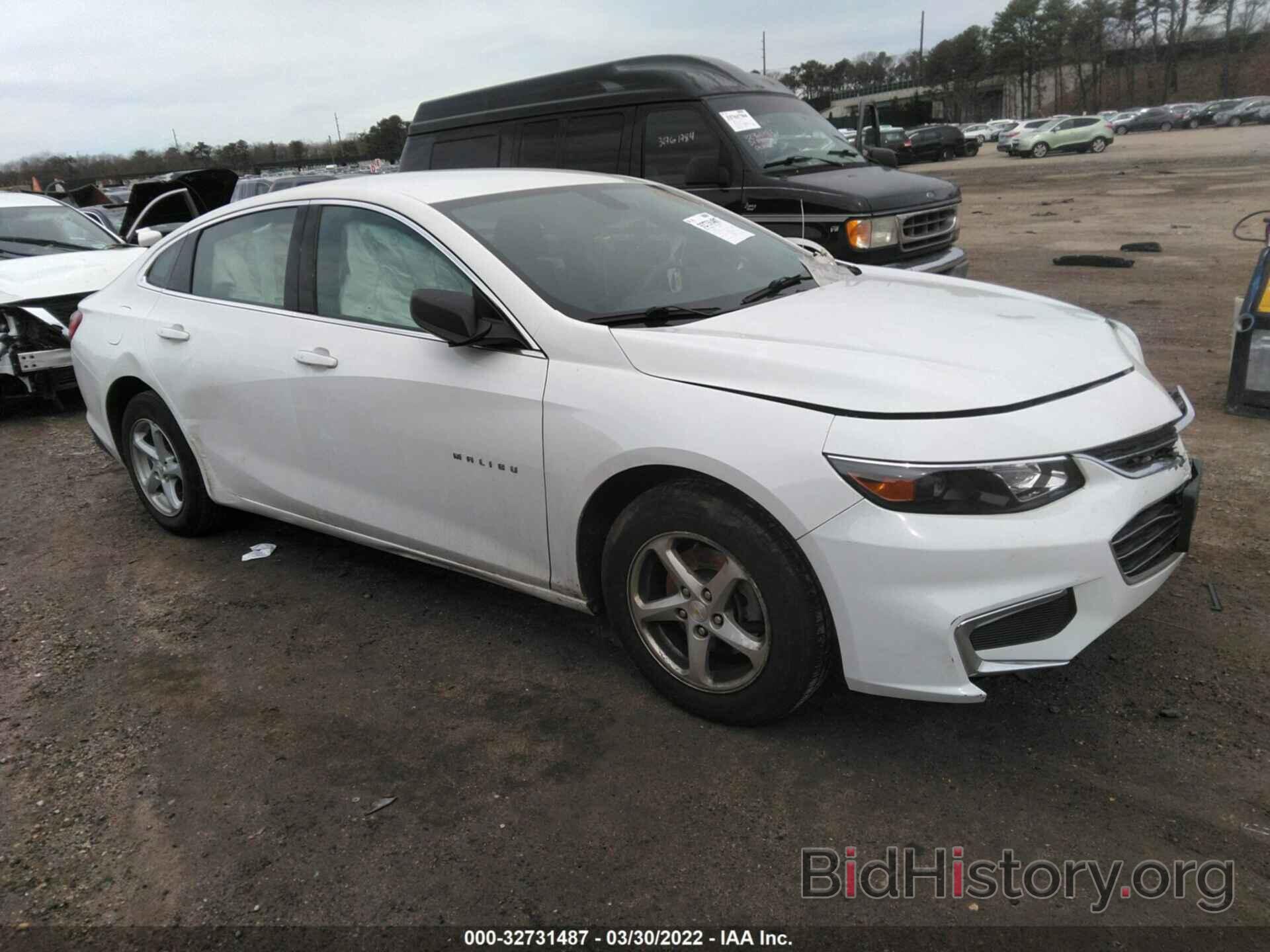 Photo 1G1ZB5ST1JF120001 - CHEVROLET MALIBU 2018