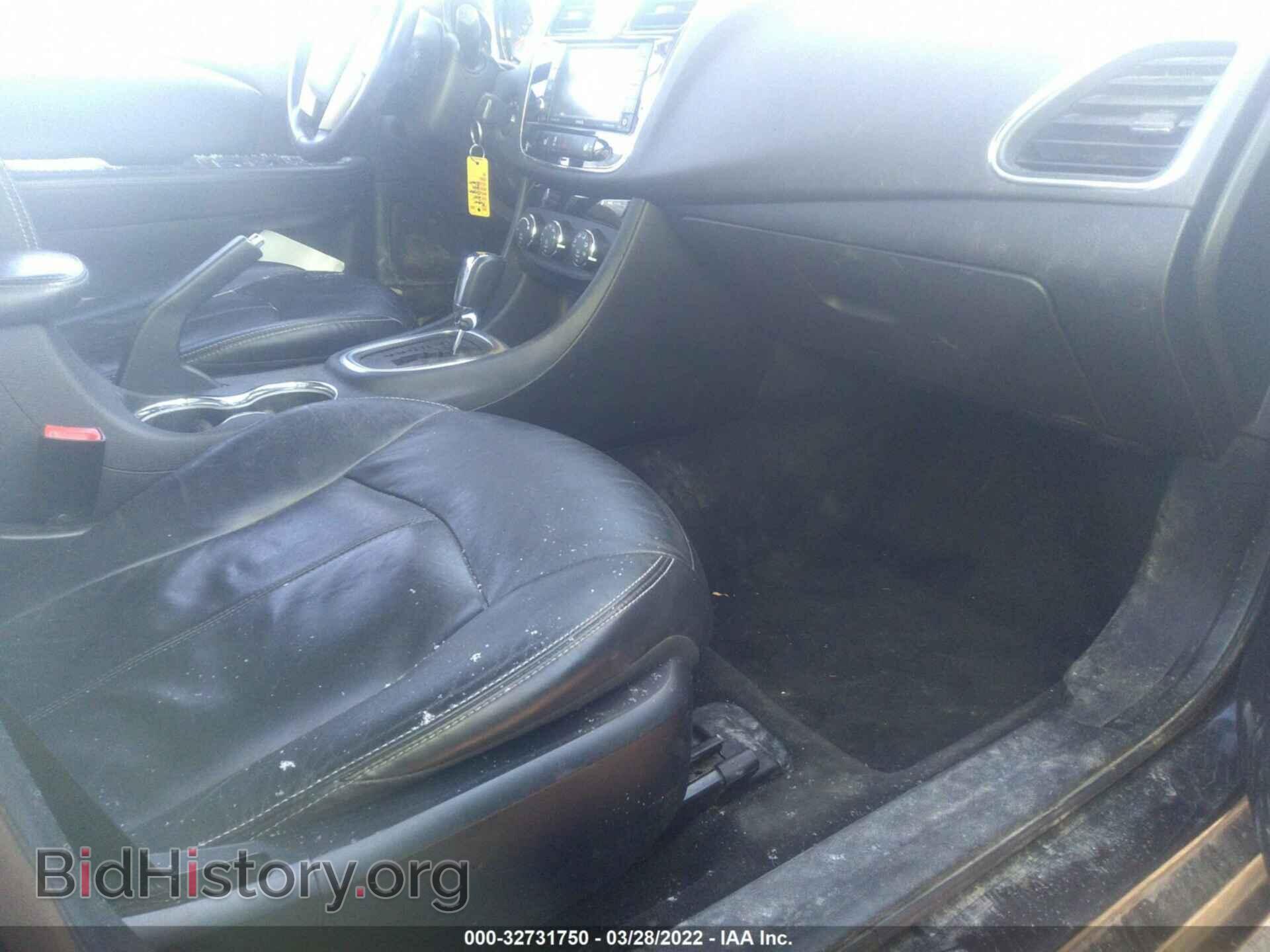 2011 CHRYSLER 200 - VIN: 1C3BC2FB5BN613035 - Фото 5