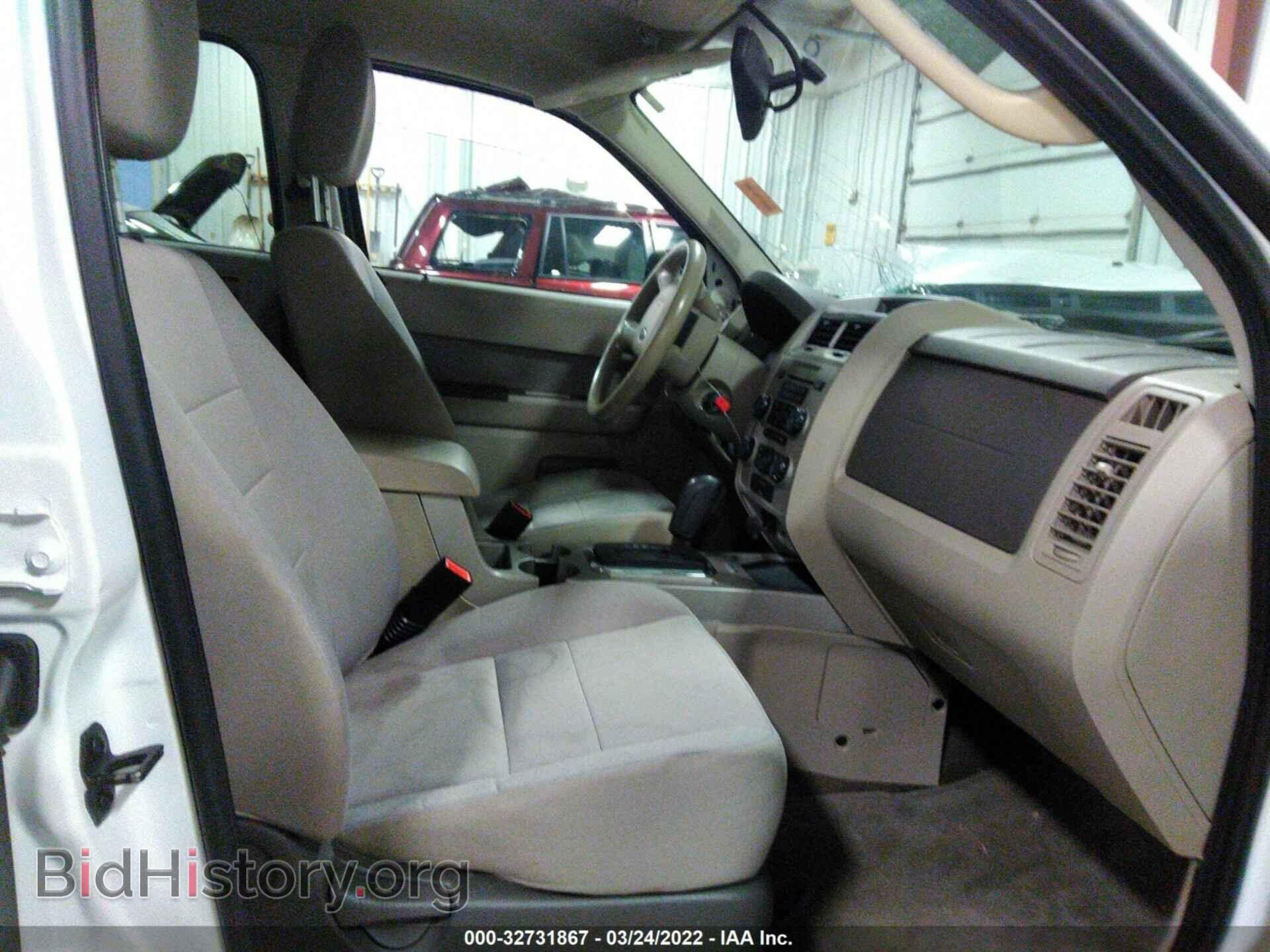2011 FORD ESCAPE - VIN: 1FMCU9DG3BKC12228 - Фото 5